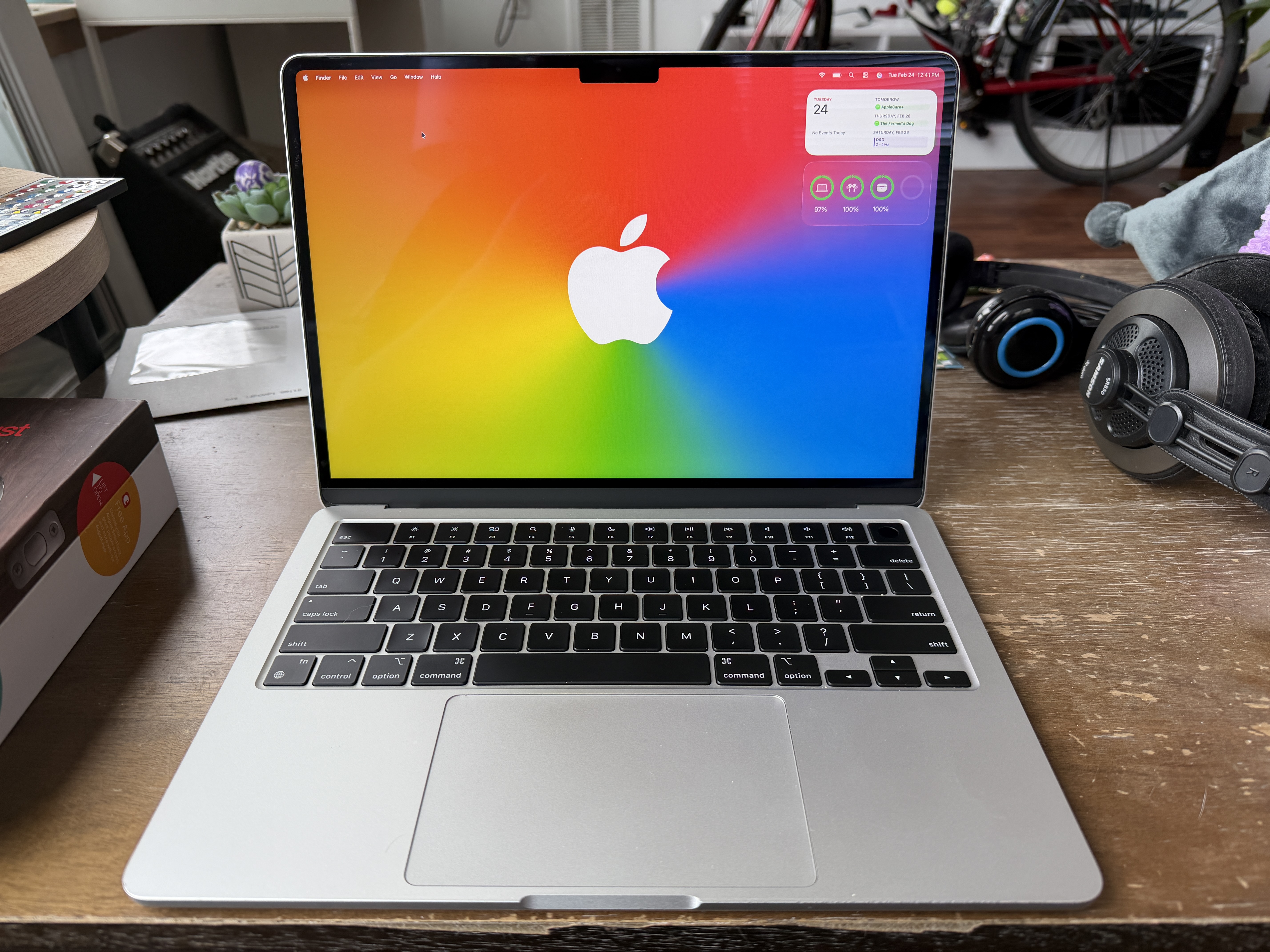MacBook Air (2022) 13-inch - Apple M2 8-core and 10-core GPU