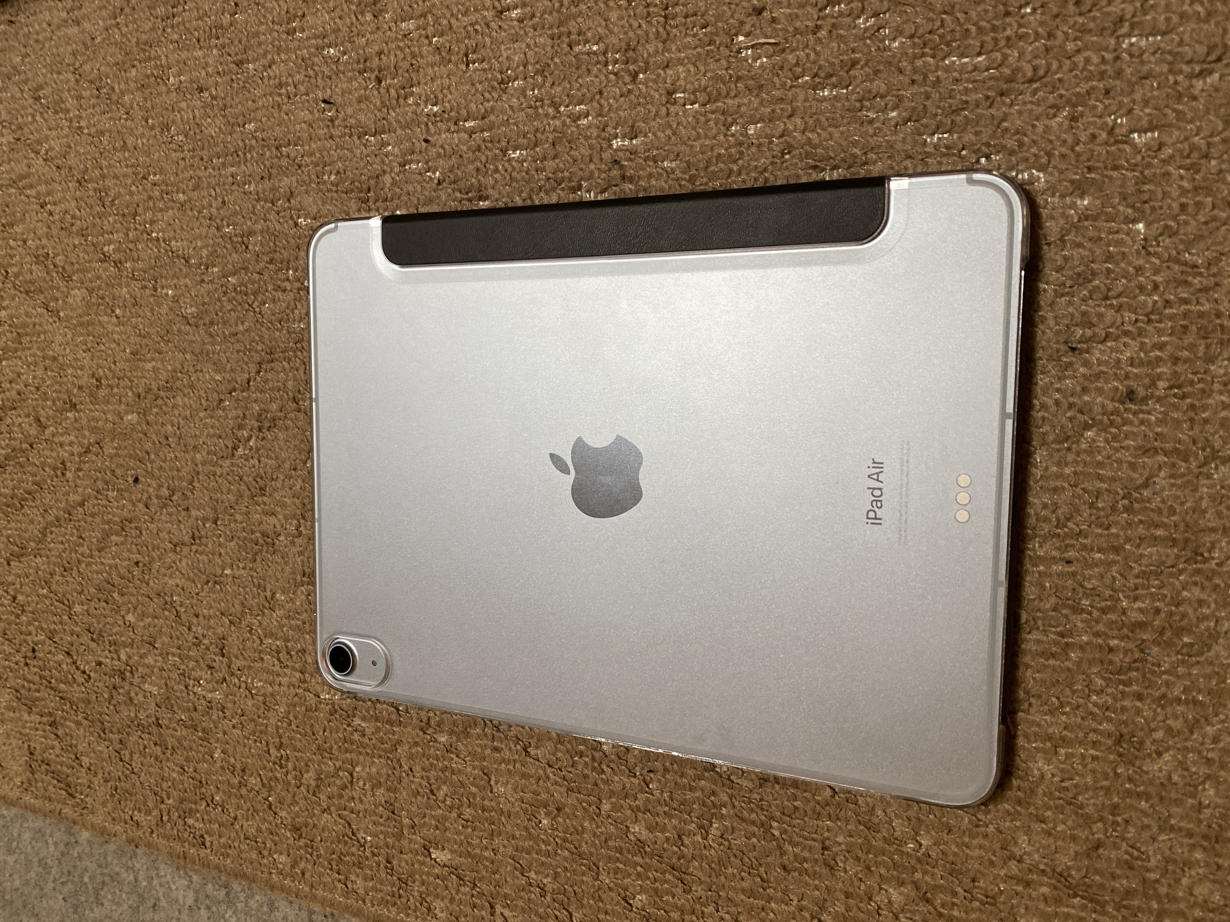 iPad Air 6 (2024, M2 series) リファービッシュ品 | Back Market
