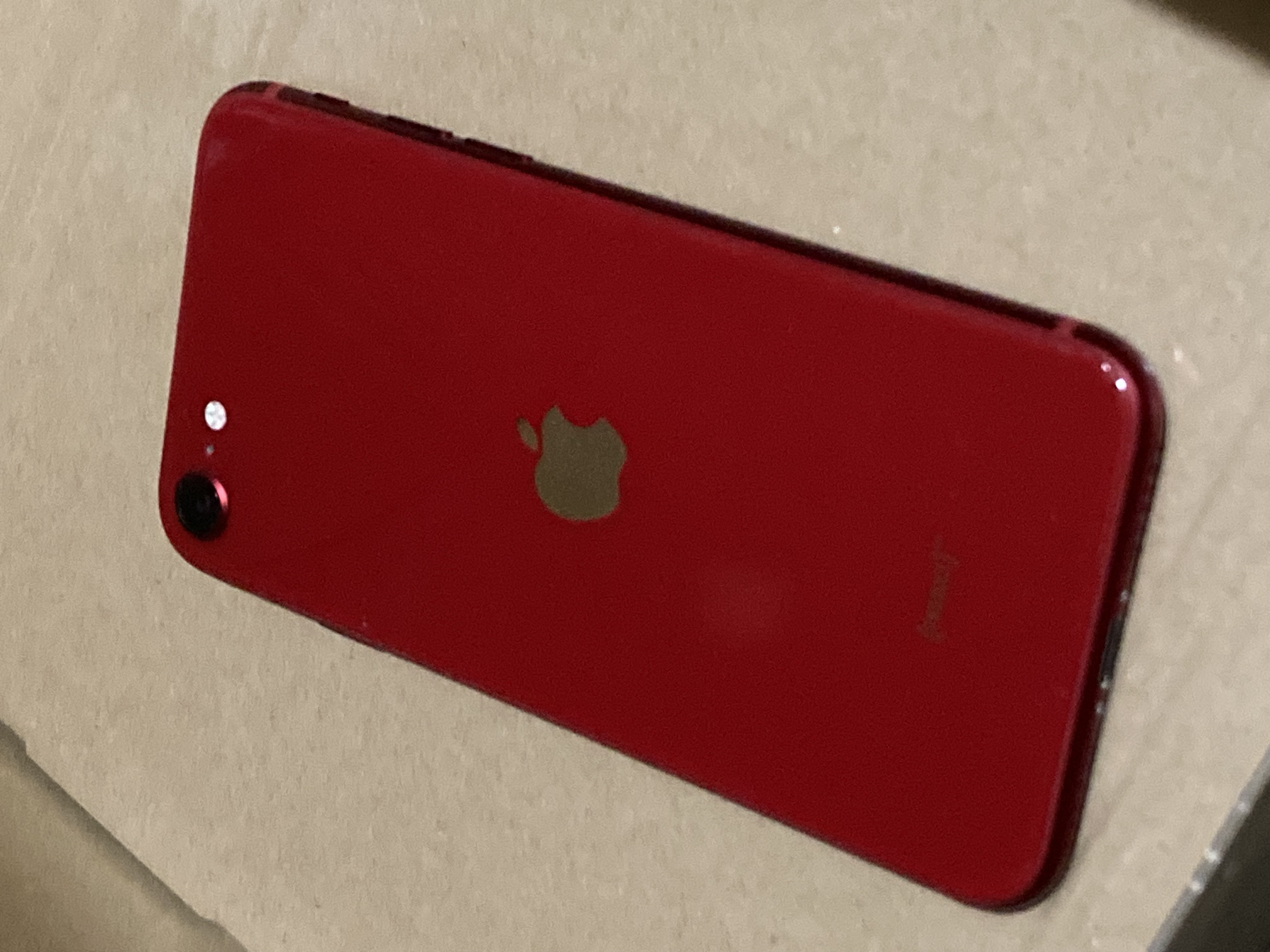 iPhone SE 中古＆整備品(リファービッシュ) をお得に購入 | Back Market