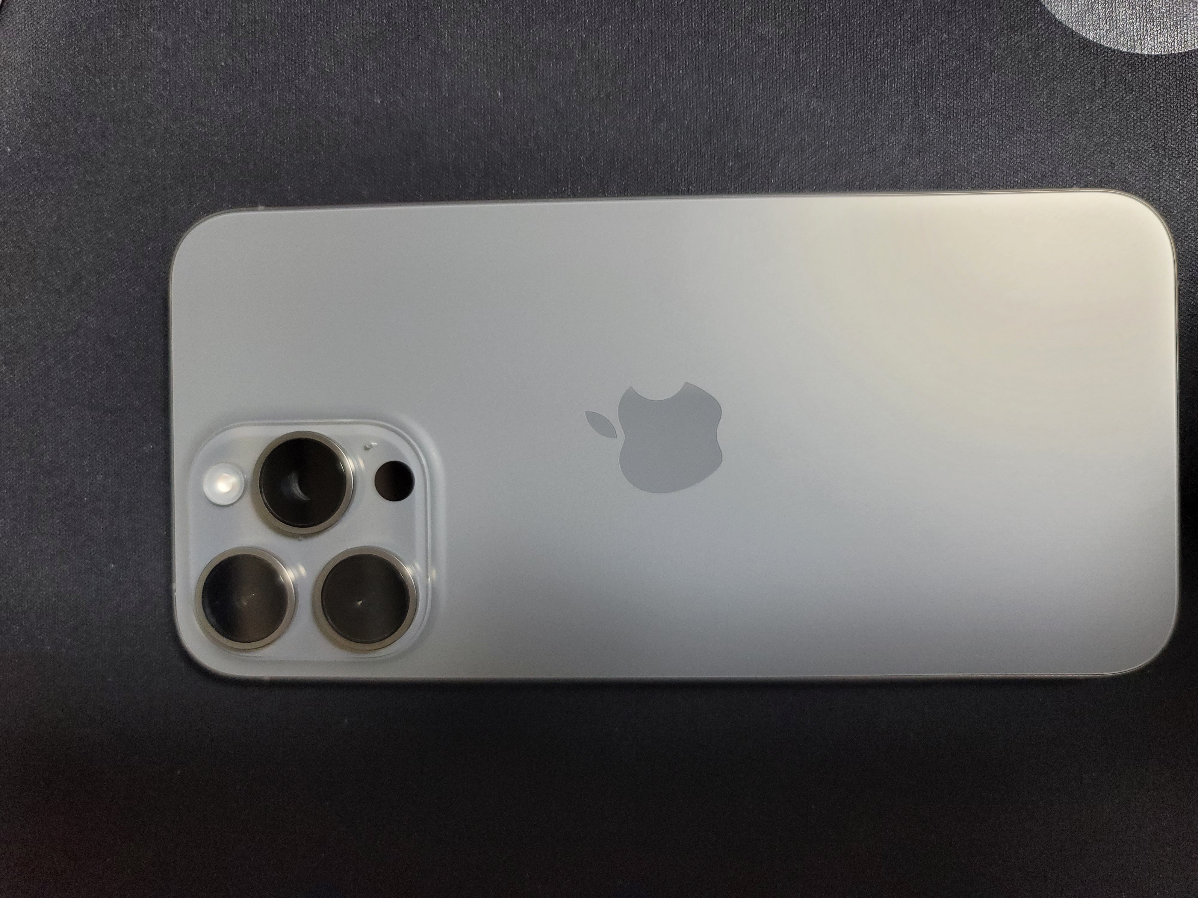 iPhone 15 Pro Max 512GB - ナチュラルチタニウム - Simフリー 【整備