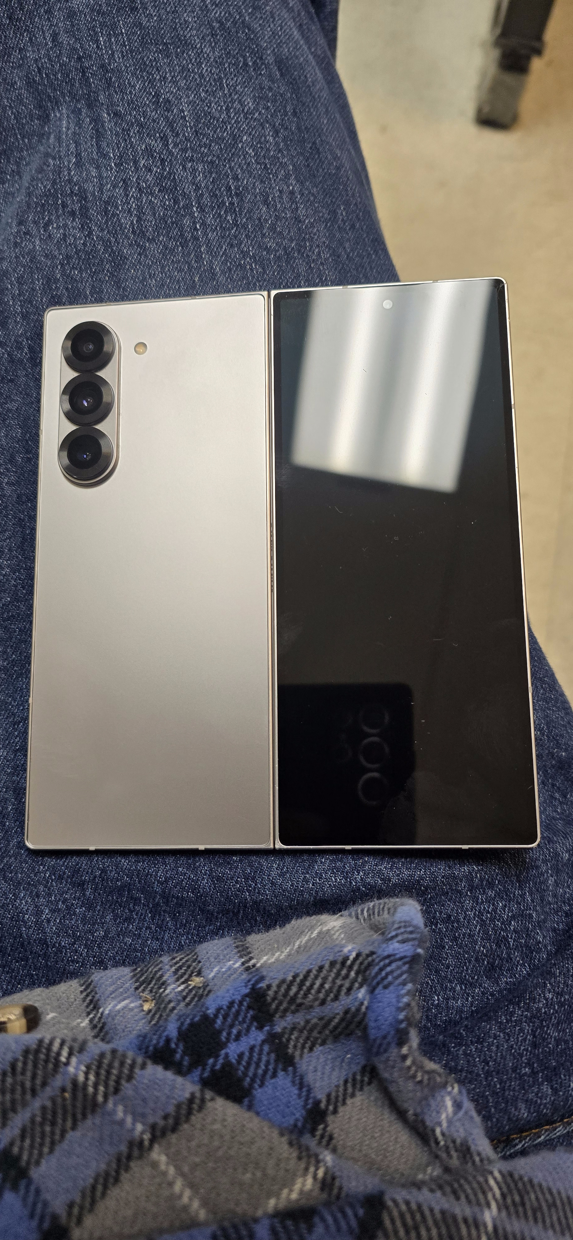 Galaxy Z Fold6 256GB - Dark Blue - Unlocked | Back Market