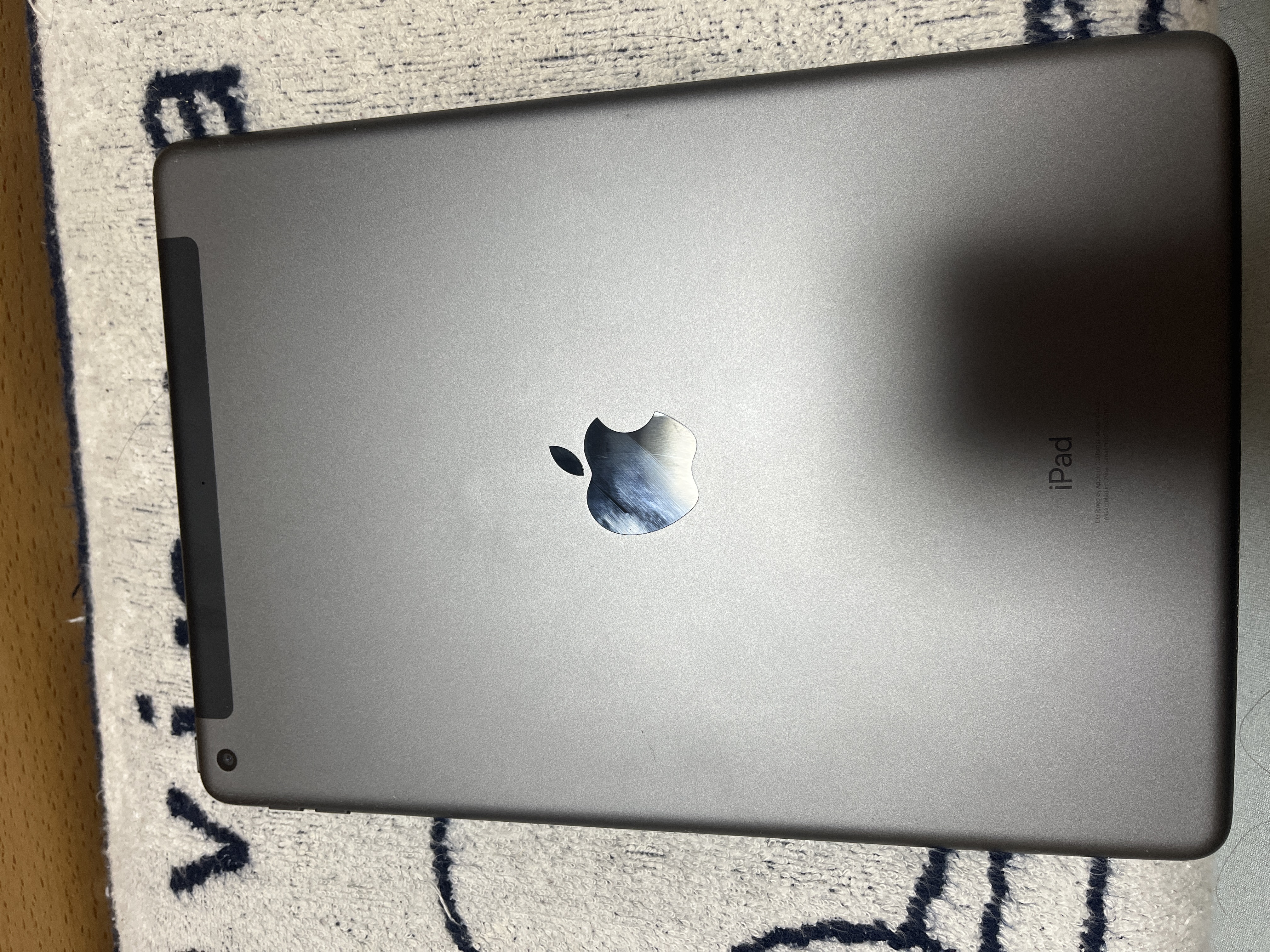 iPad 8 (2020, A12 series) リファービッシュ品 | Back Market