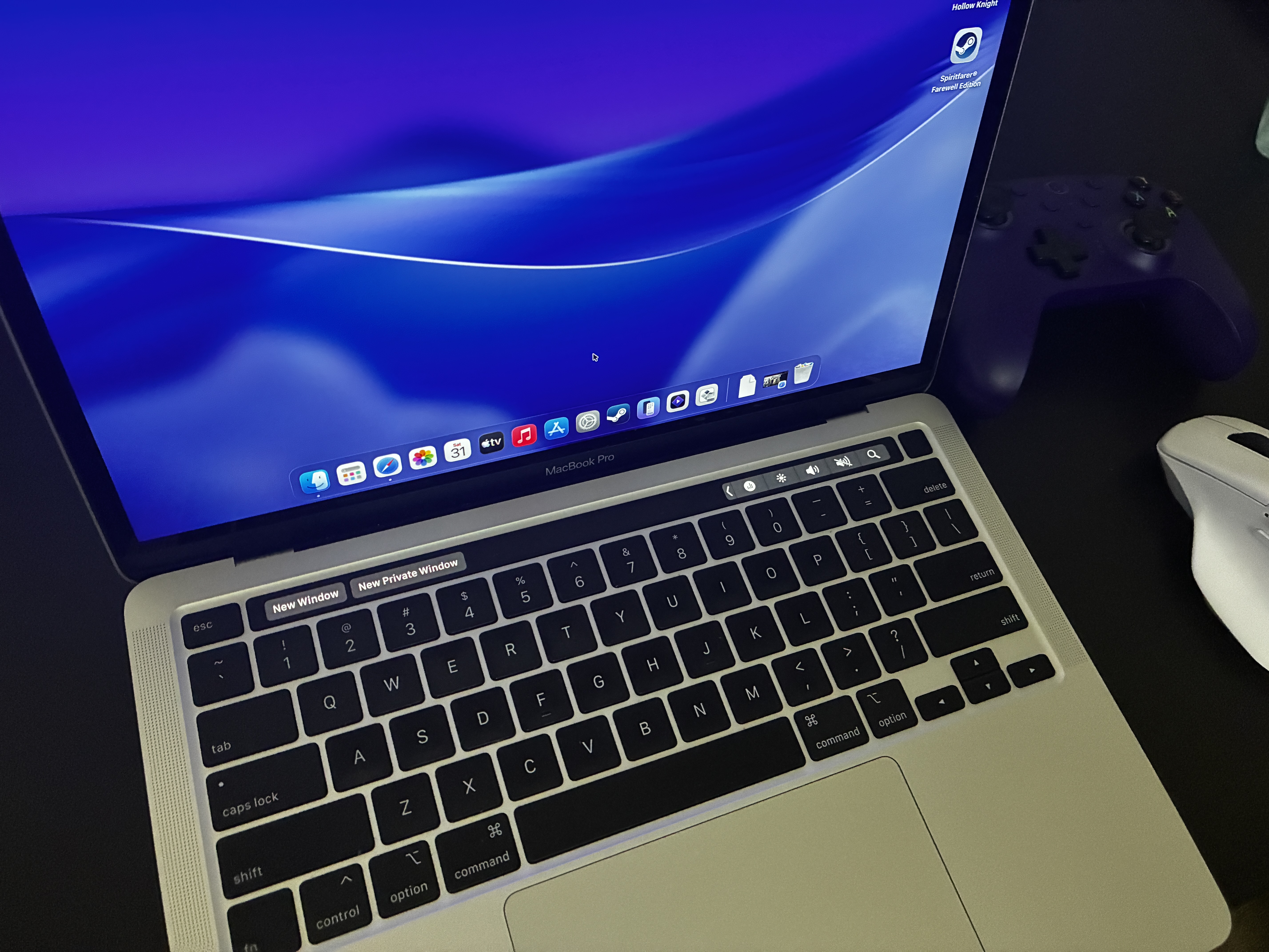 MacBook Pro 13 インチ (2020) スペースグレイ - Core i5 2.0 GHZ