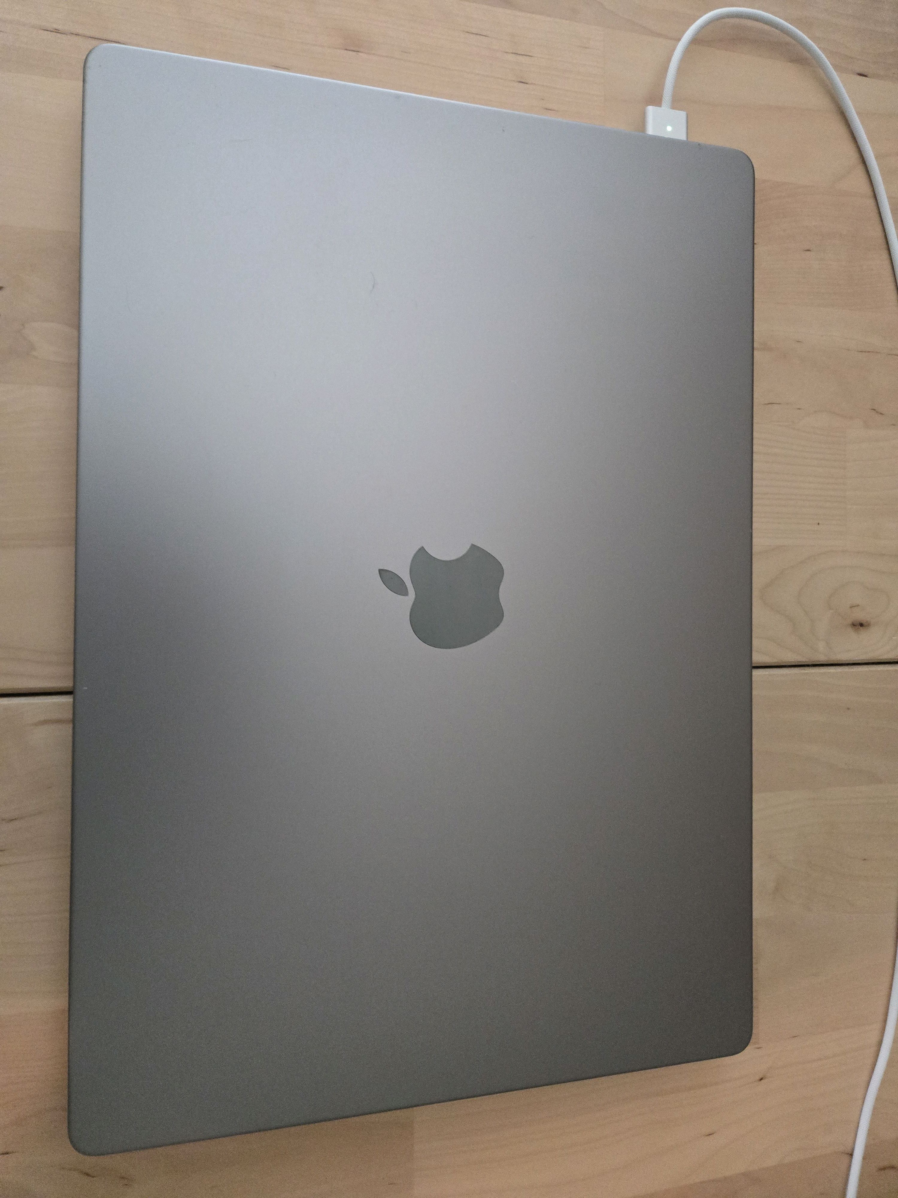 MacBook Pro (2021) 14-inch - Apple M1 Max 10-core and 24-core GPU