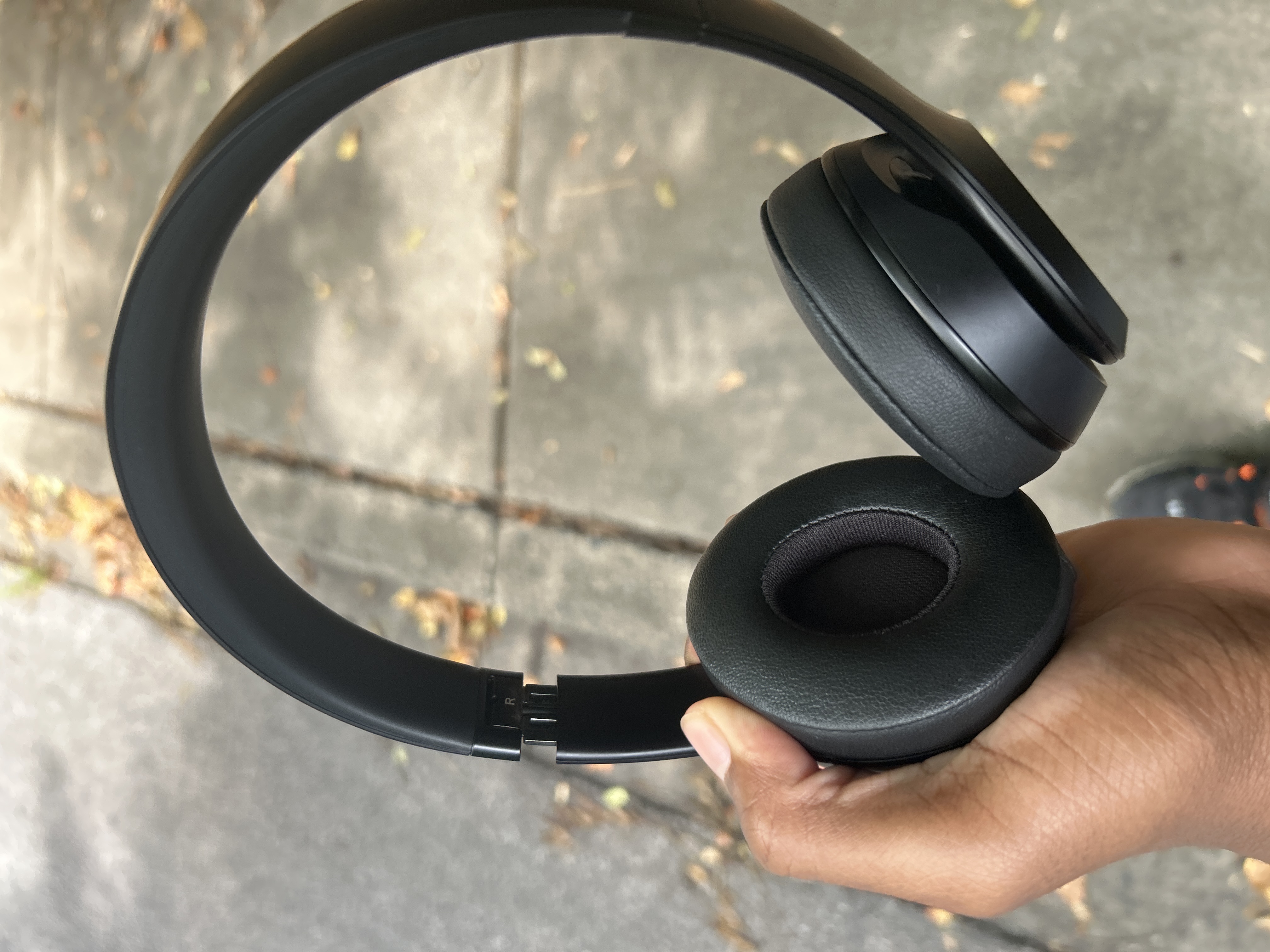 Beats Solo 3 Wireless on-ear headphones MX432LL/A Headphone