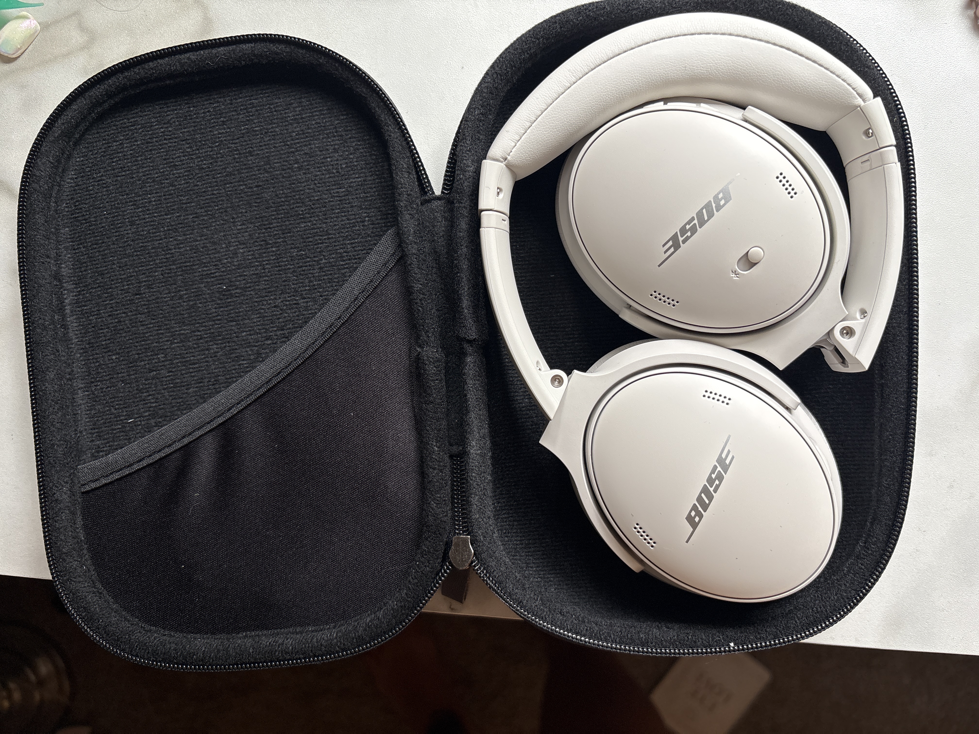 Bose QuietComfort 45 headphone　ホワイト Introducing QuietComfort 45 Headphones | Bose