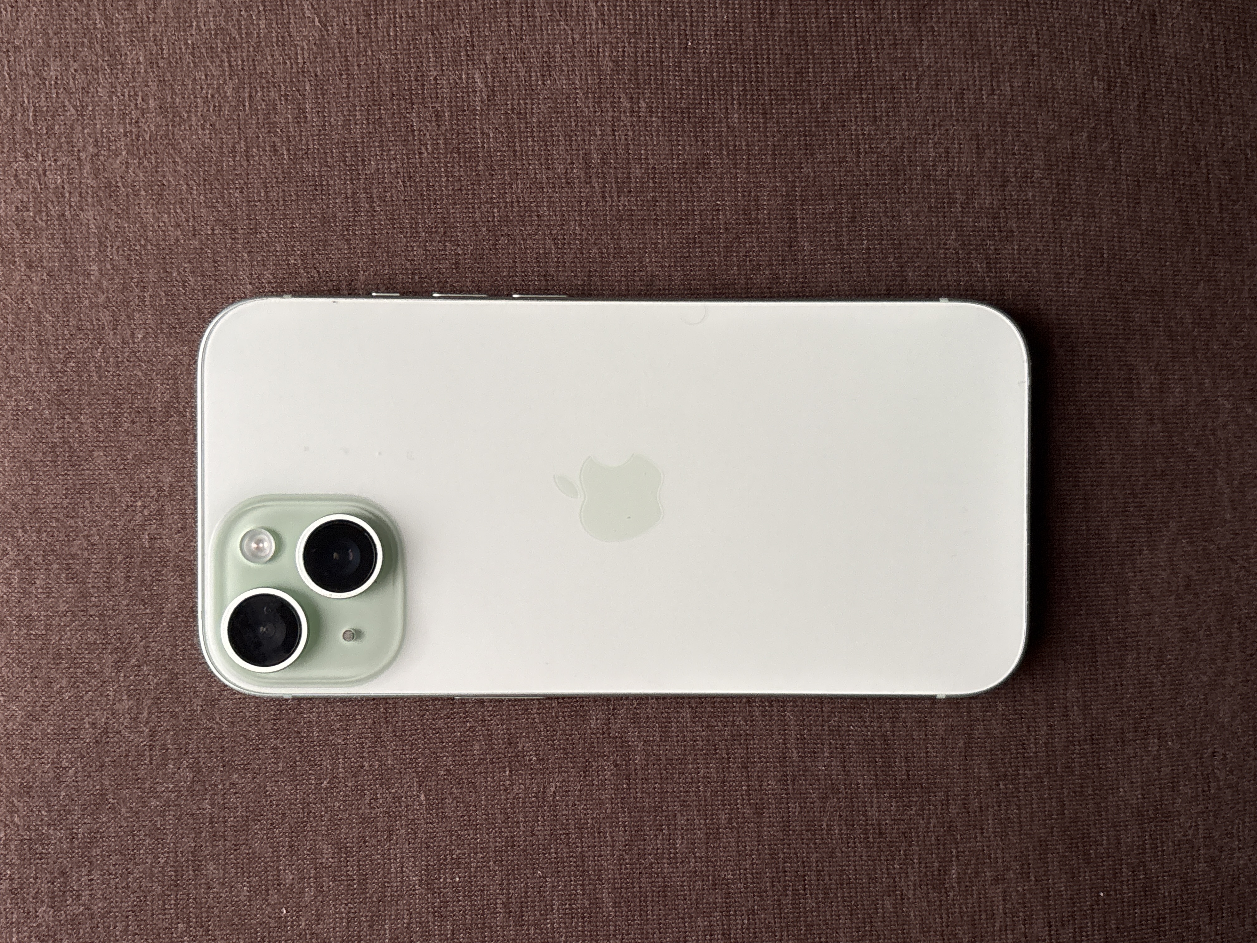 iPhone 15 512GB - ブラック - Simフリー 【整備済み再生品】 | Back