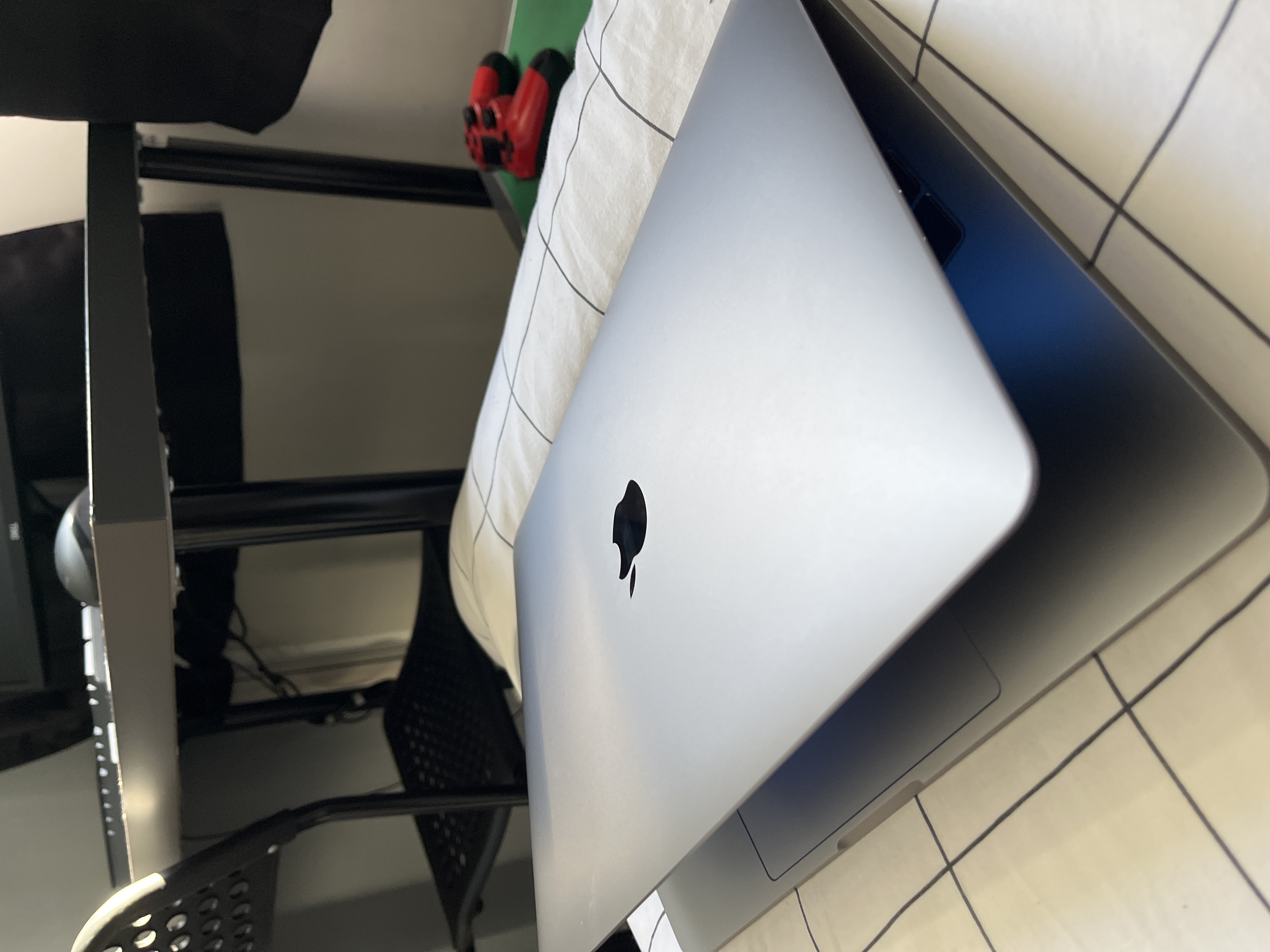 MacBook Pro Retina 15-inch (2017) - Core i7 - 16GB SSD 512 QWERTY