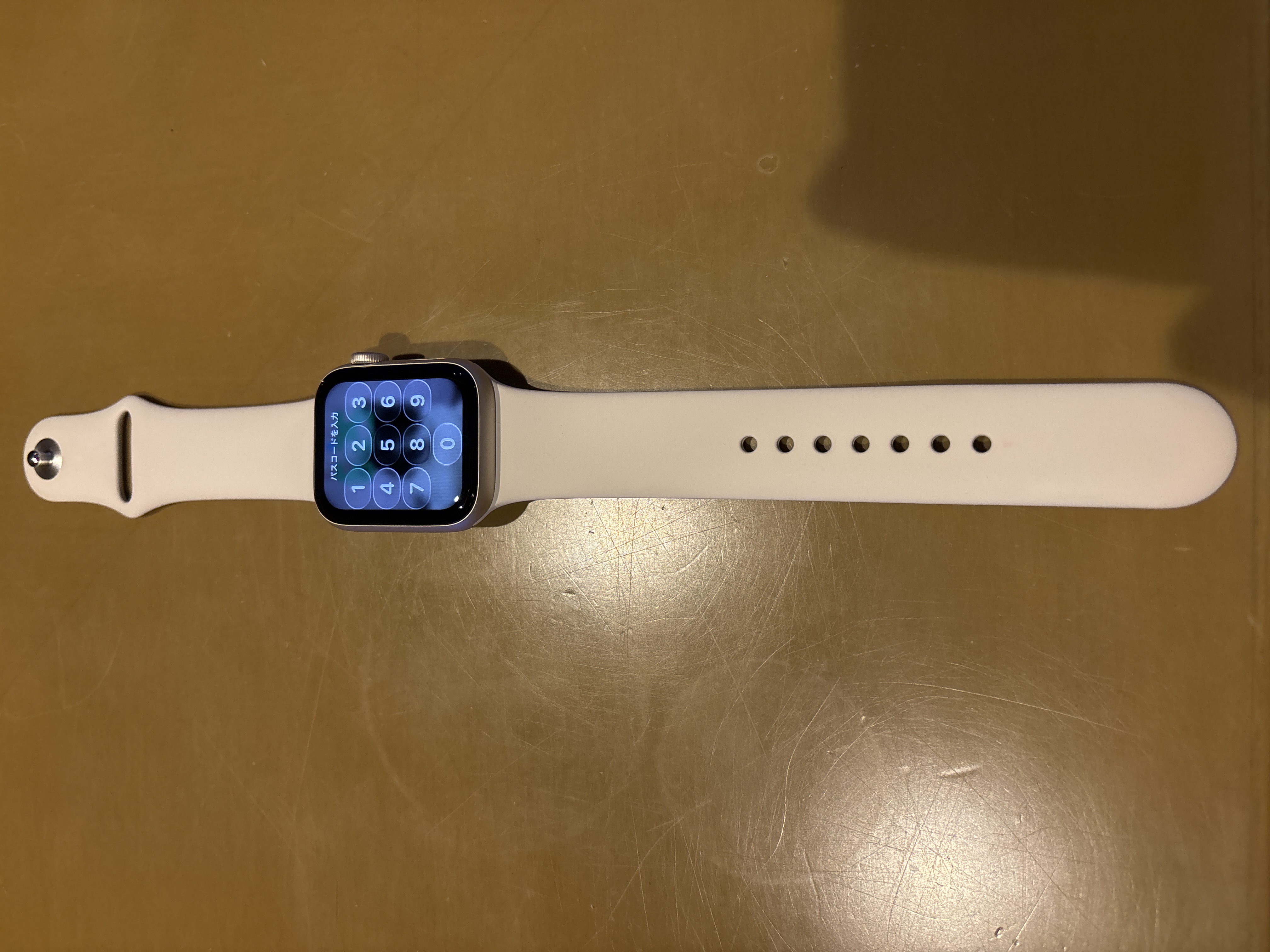 Apple Watch SE Series 2 40mm - GPSモデル - アルミニウム