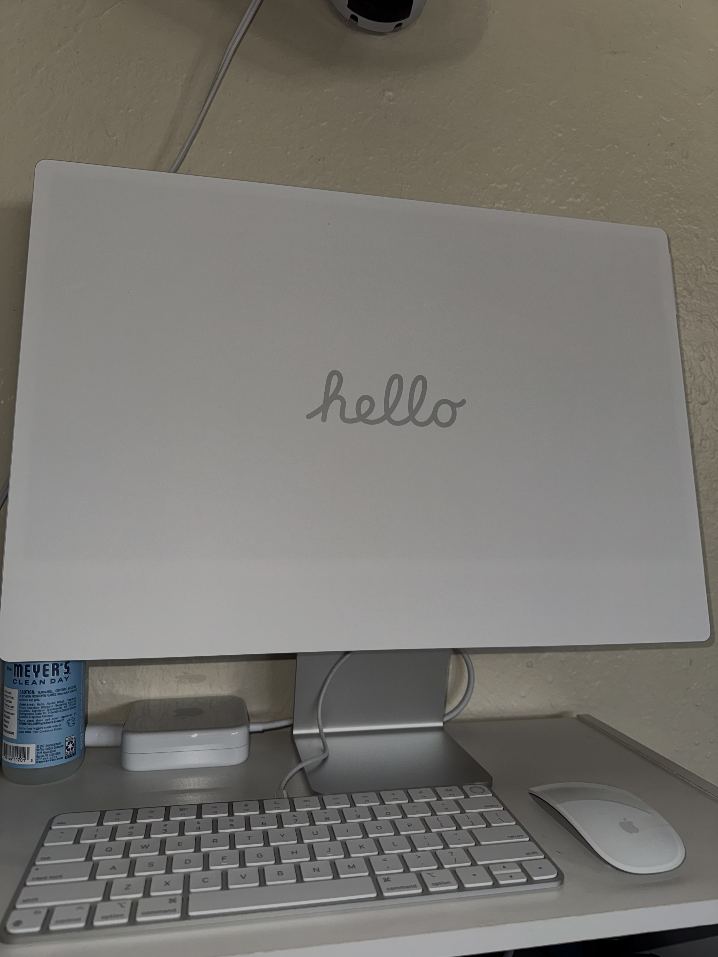 iMac 24-inch Retina (2021) Apple M1 GHz - 512 GB SSD - 16GB | Back