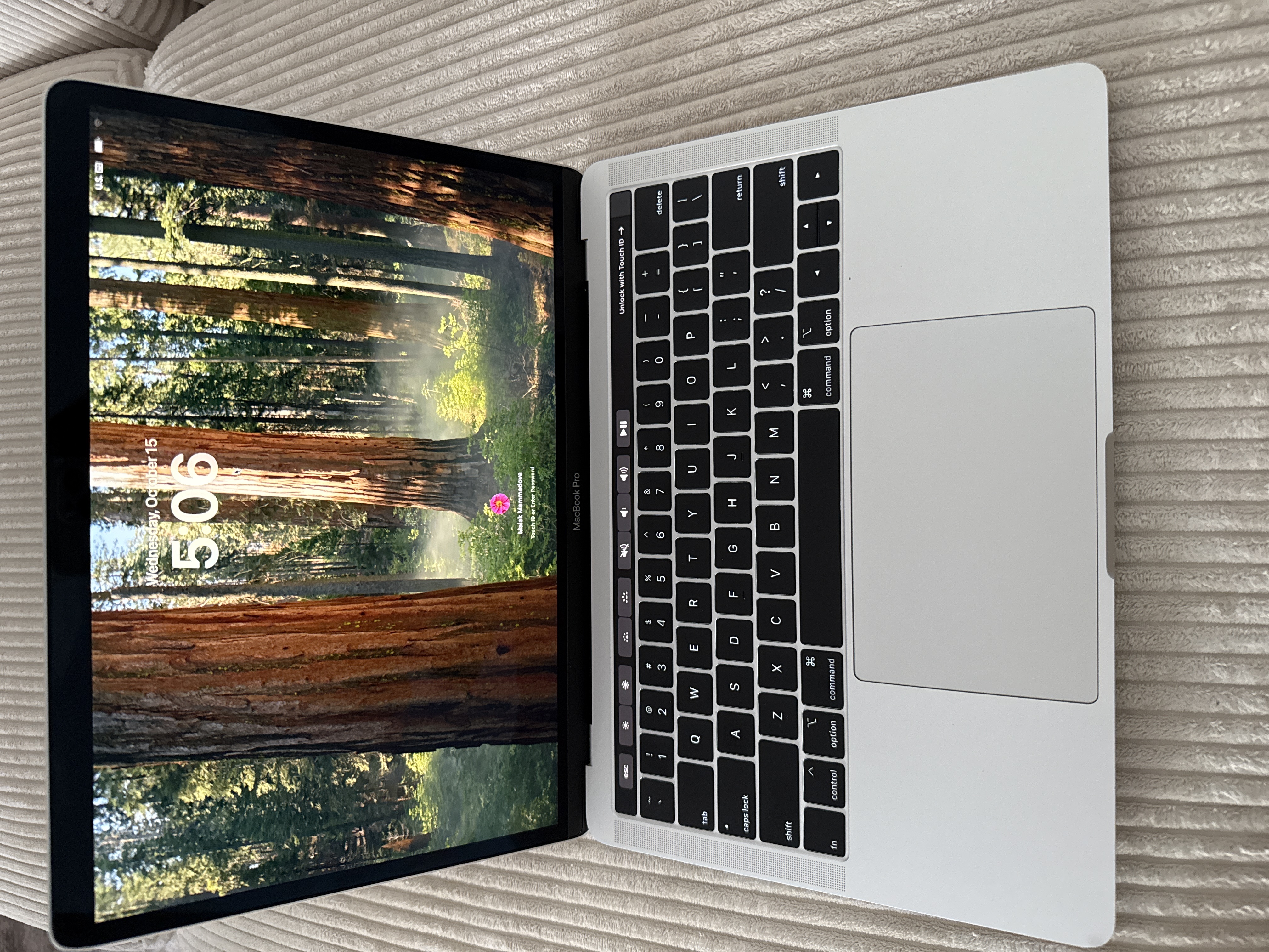 MacBook Pro Retina 15-inch (2019) - Core i7 - 32GB - SSD 256GB