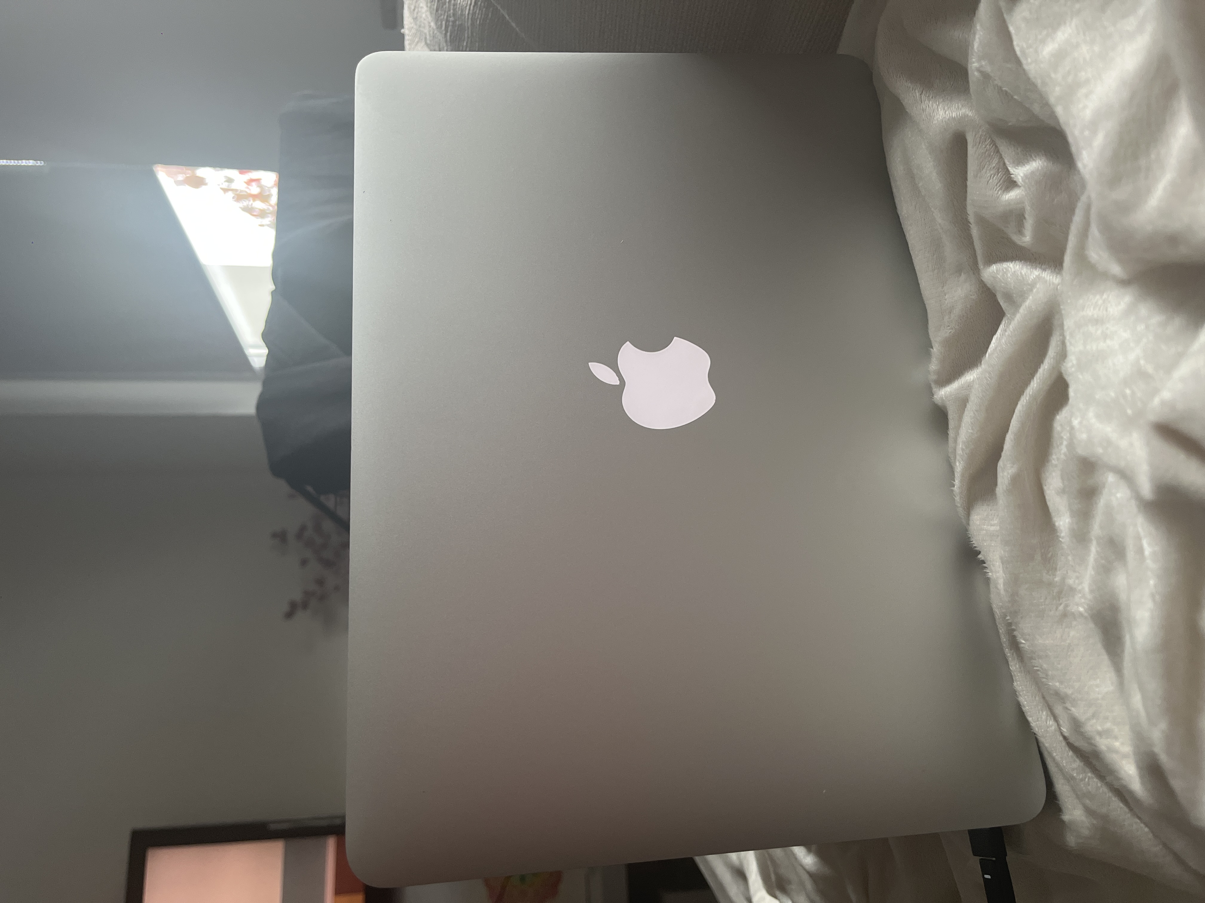 2015MacBook Air 13インチ i5 8GB121GB-21 Apple MacBook Air 13 Inch - 121GB SSD - Intel Core i5 1.30GHz | eBay