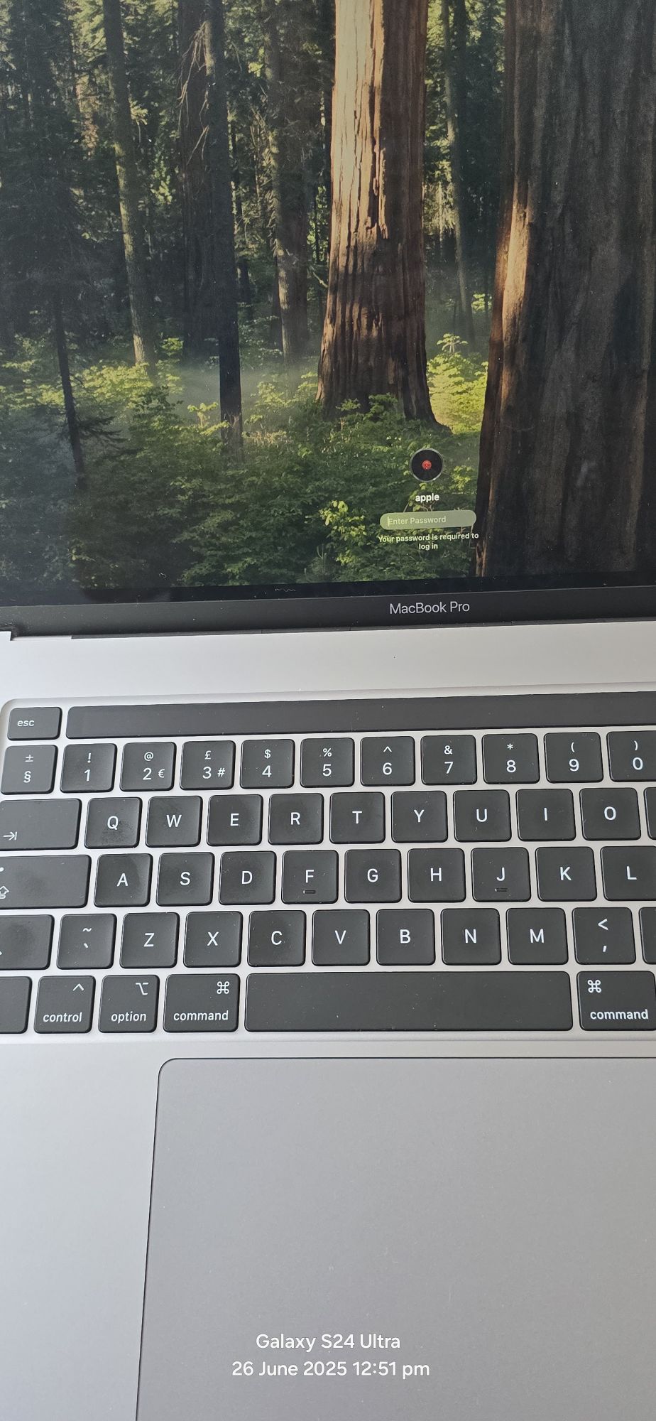 MacBook Pro Retina 16-inch (2019) - Core i9 - 32GB SSD 512 QWERTY