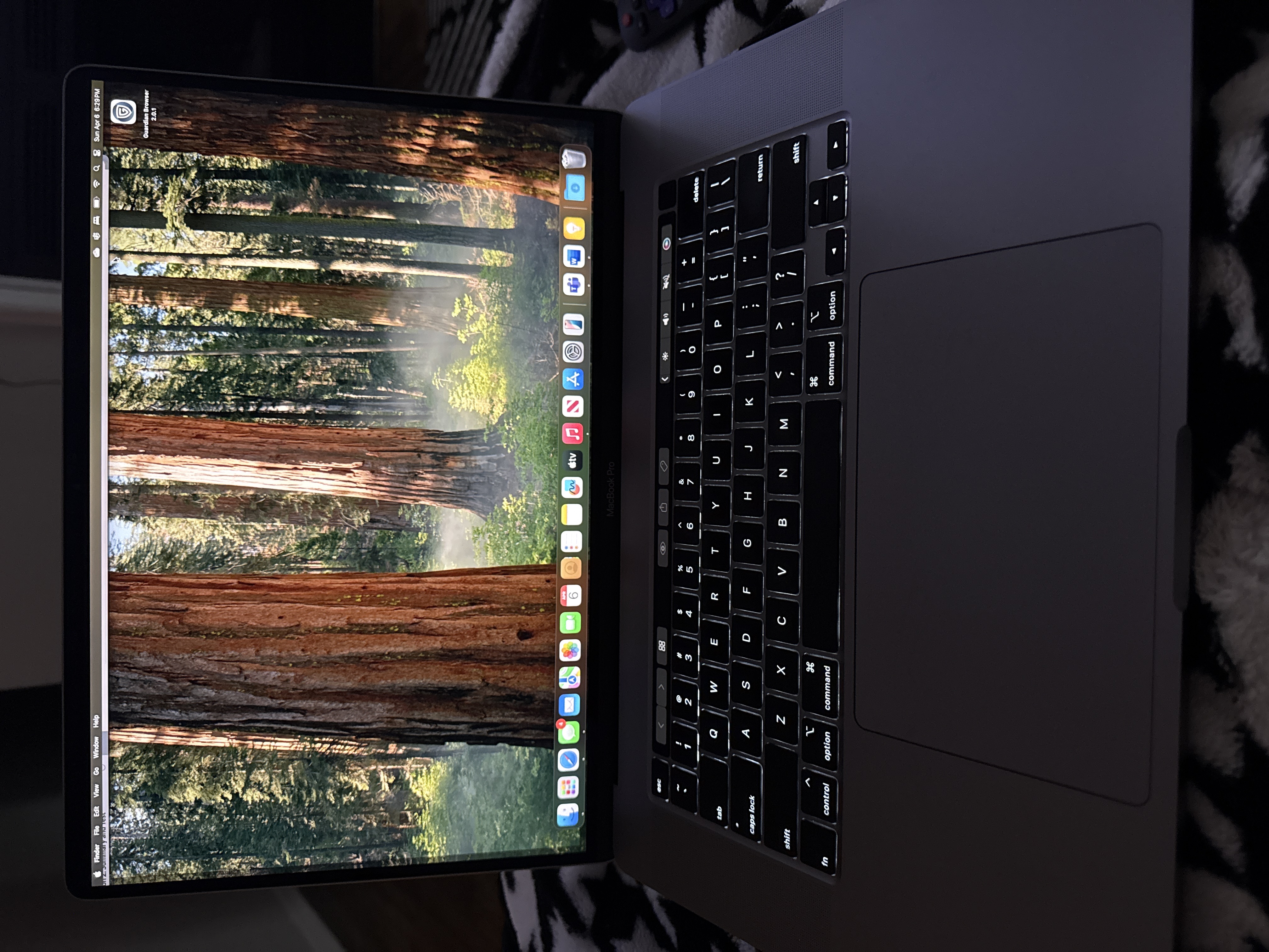 【美品】MacBook Pro 16_2019 i9/64GB/512GB_SV Amazon.com: Apple 2019 MacBook Pro with 2.3GHz Intel Core i9, 16