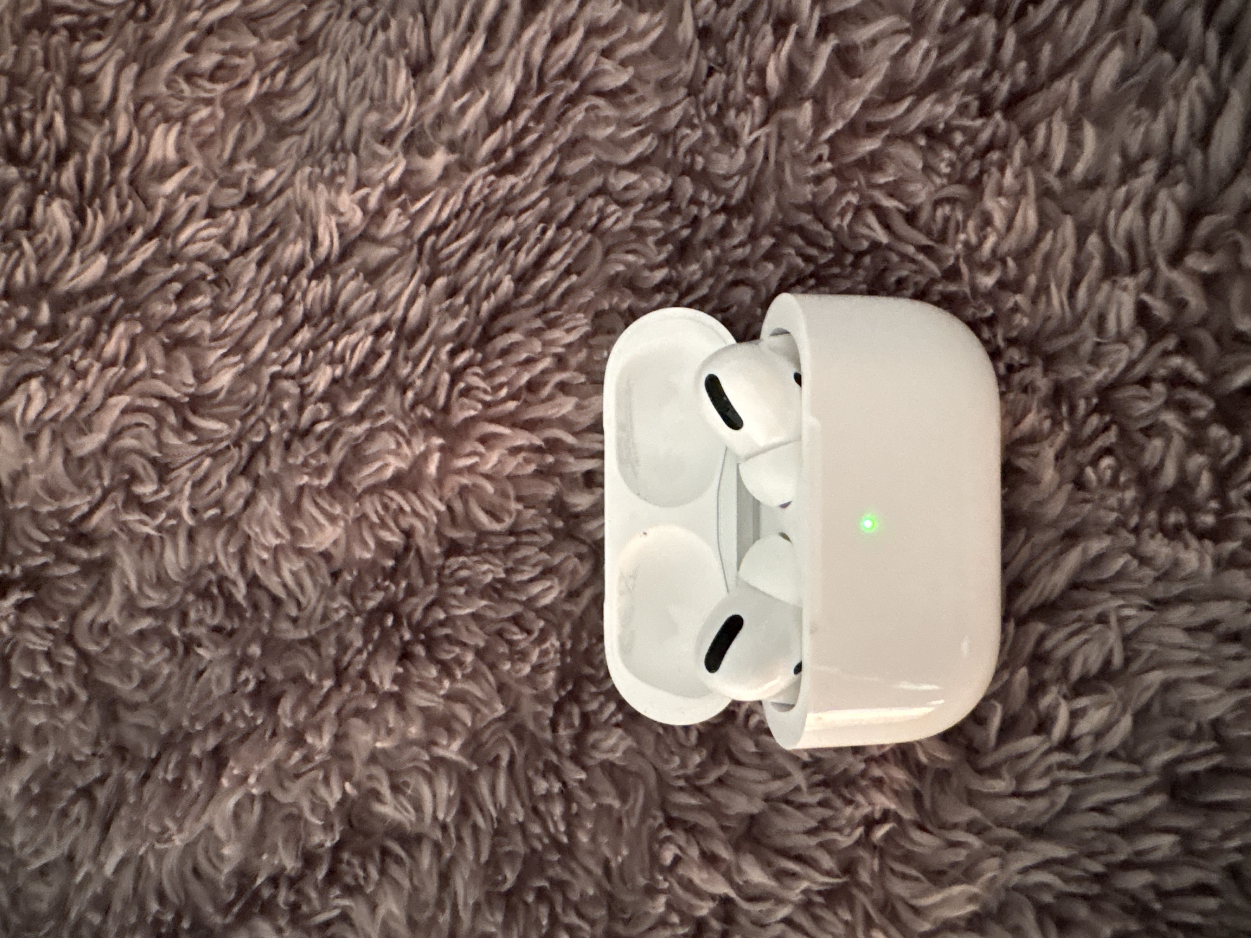 S*S様 airpods pro 2021年生産 61kX+MI8wvL.jpg