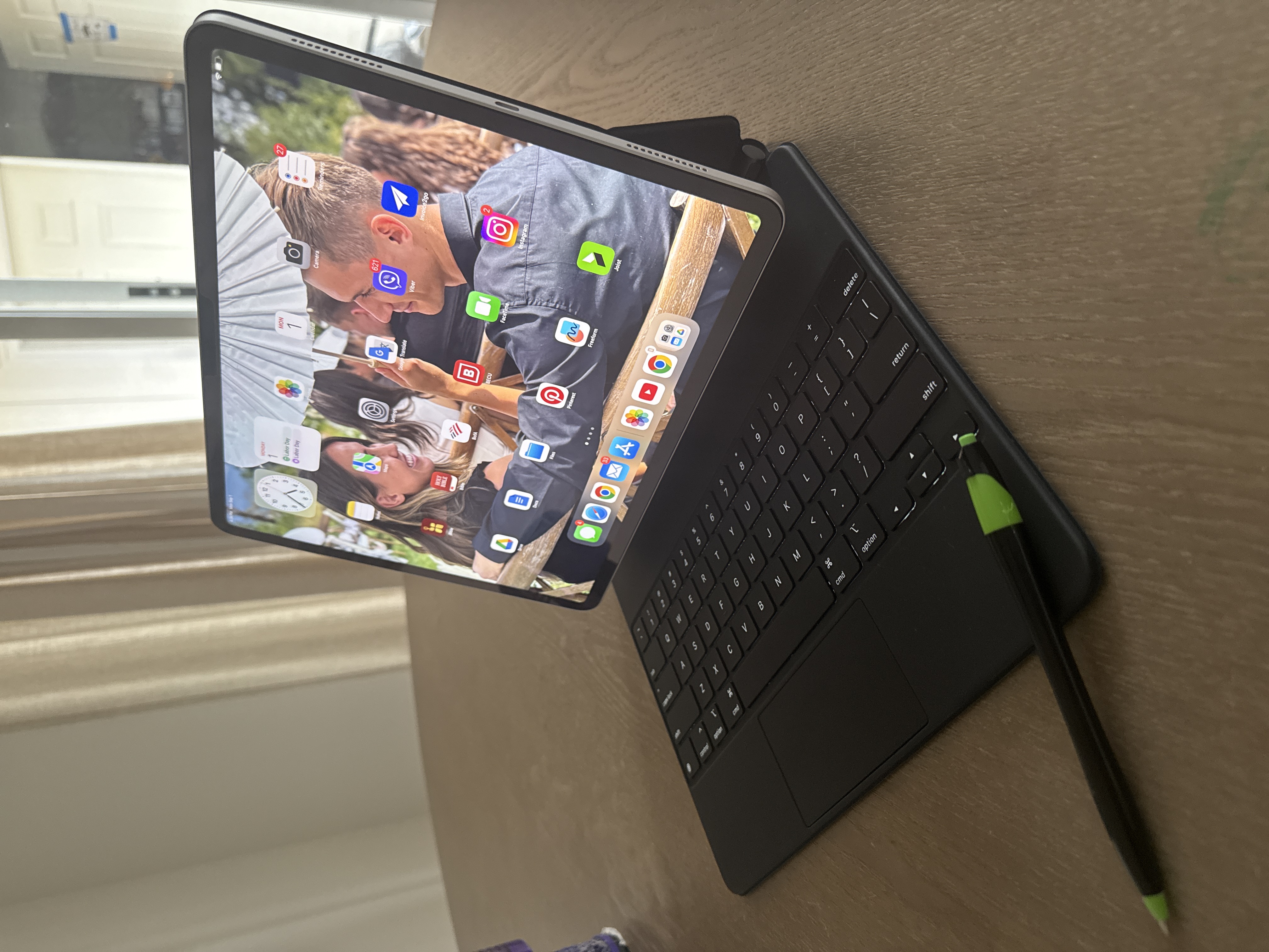 iPad Magic Keyboard (iPad not included) 12.9