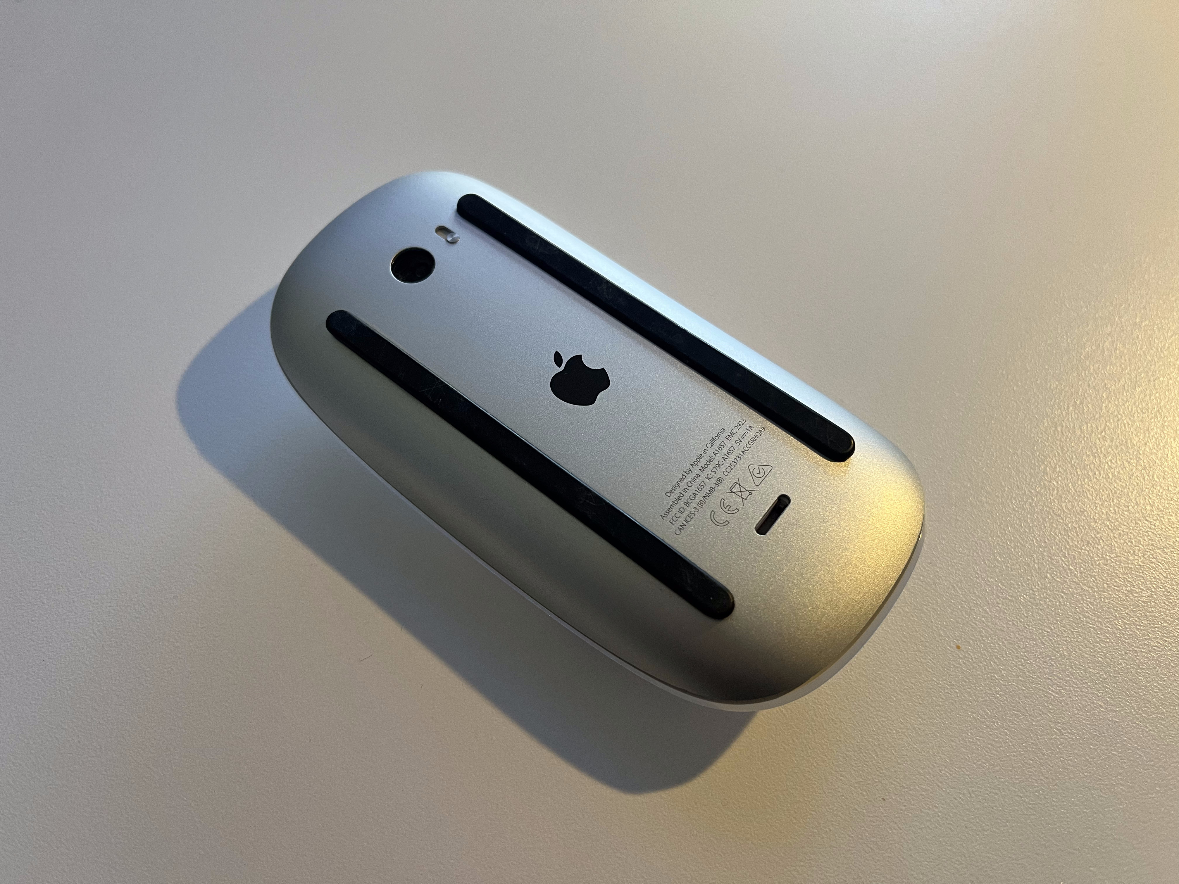 Magic mouse 2 Wireless - Silver | Back Market