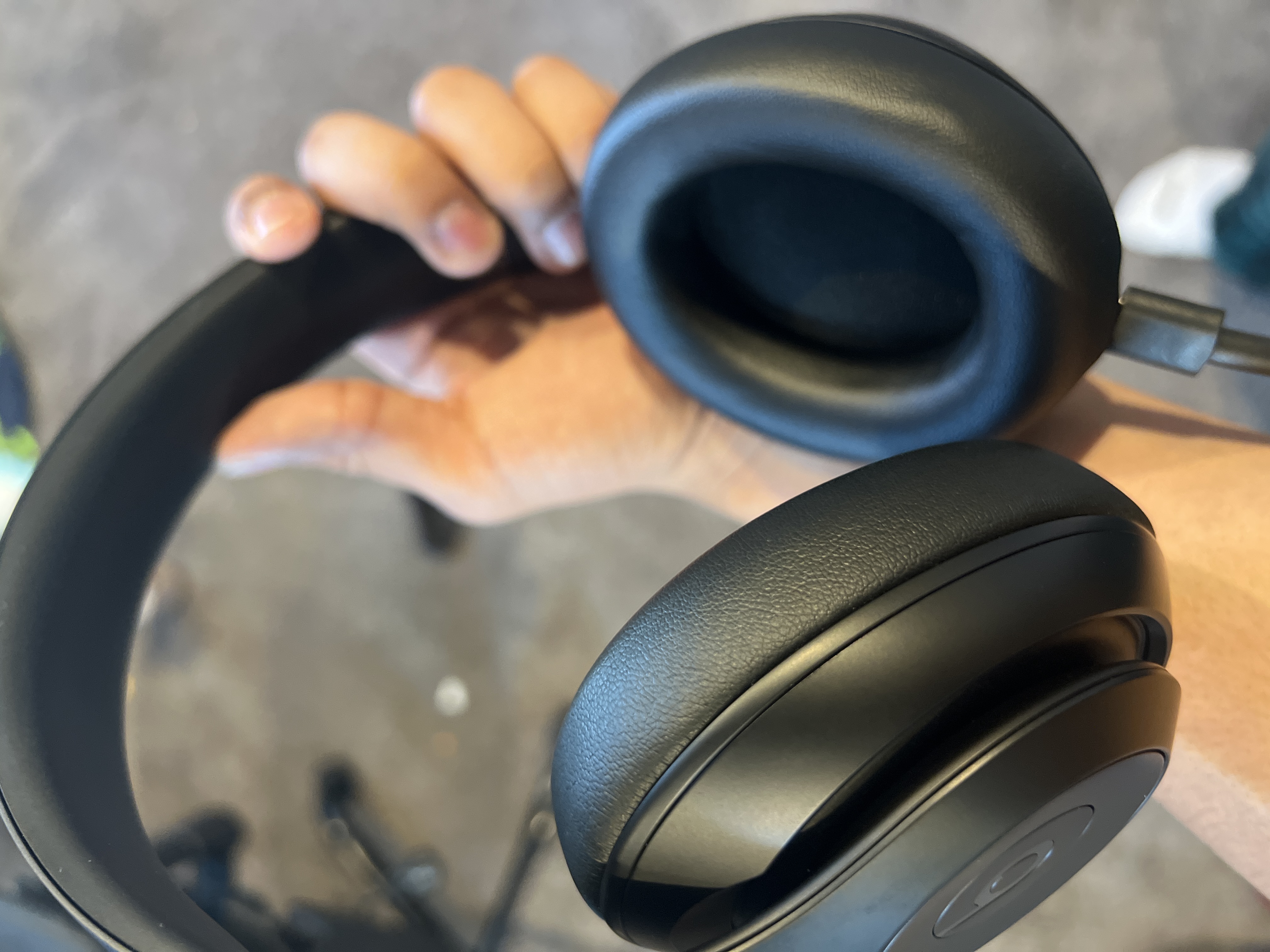 Beats Studio Pro Noise cancelling Headphone Bluetooth with