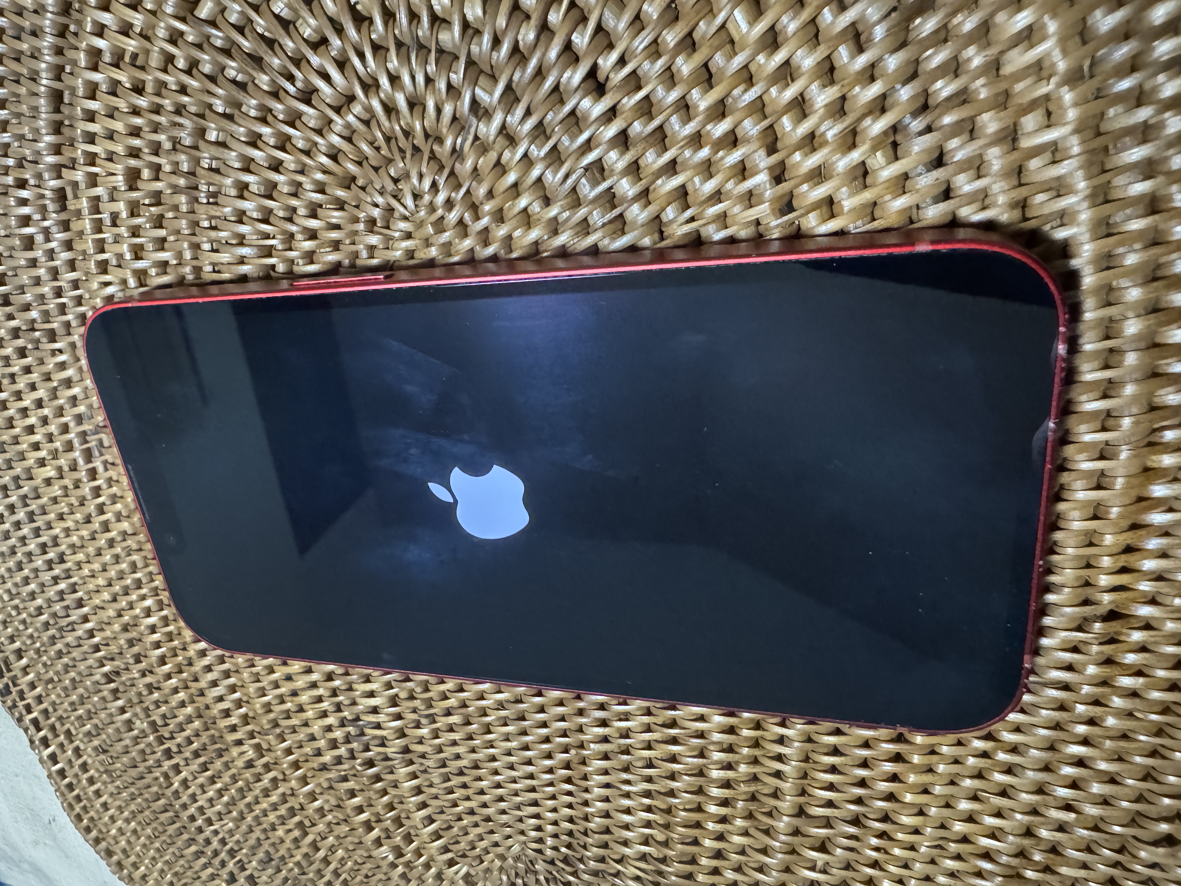 iPhone 15 256GB - グリーン - Simフリー 【整備済み再生品】 | Back