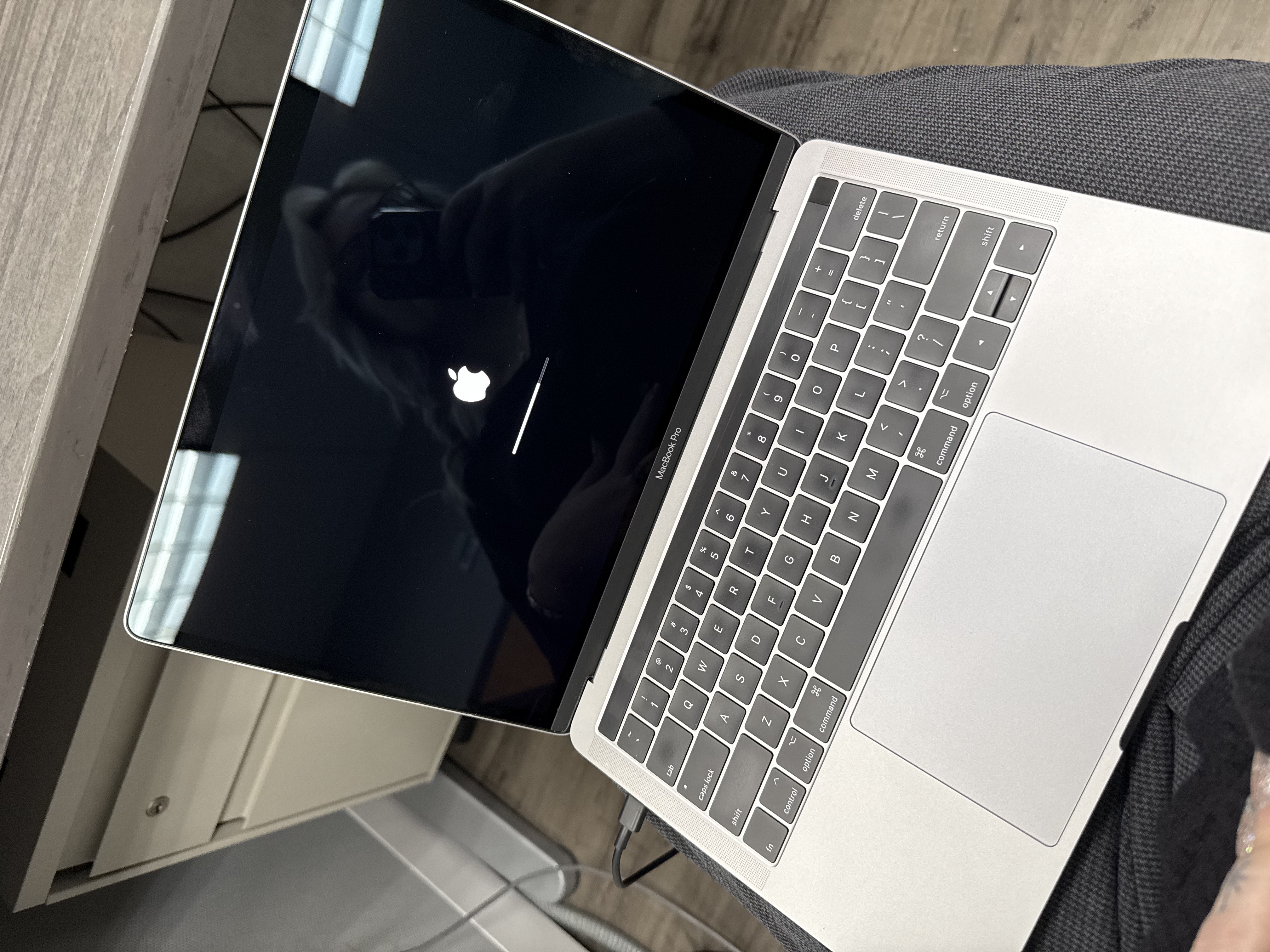 MacBook Pro Retina 13-inch (2017) - Core i5 - 8GB - SSD 256GB