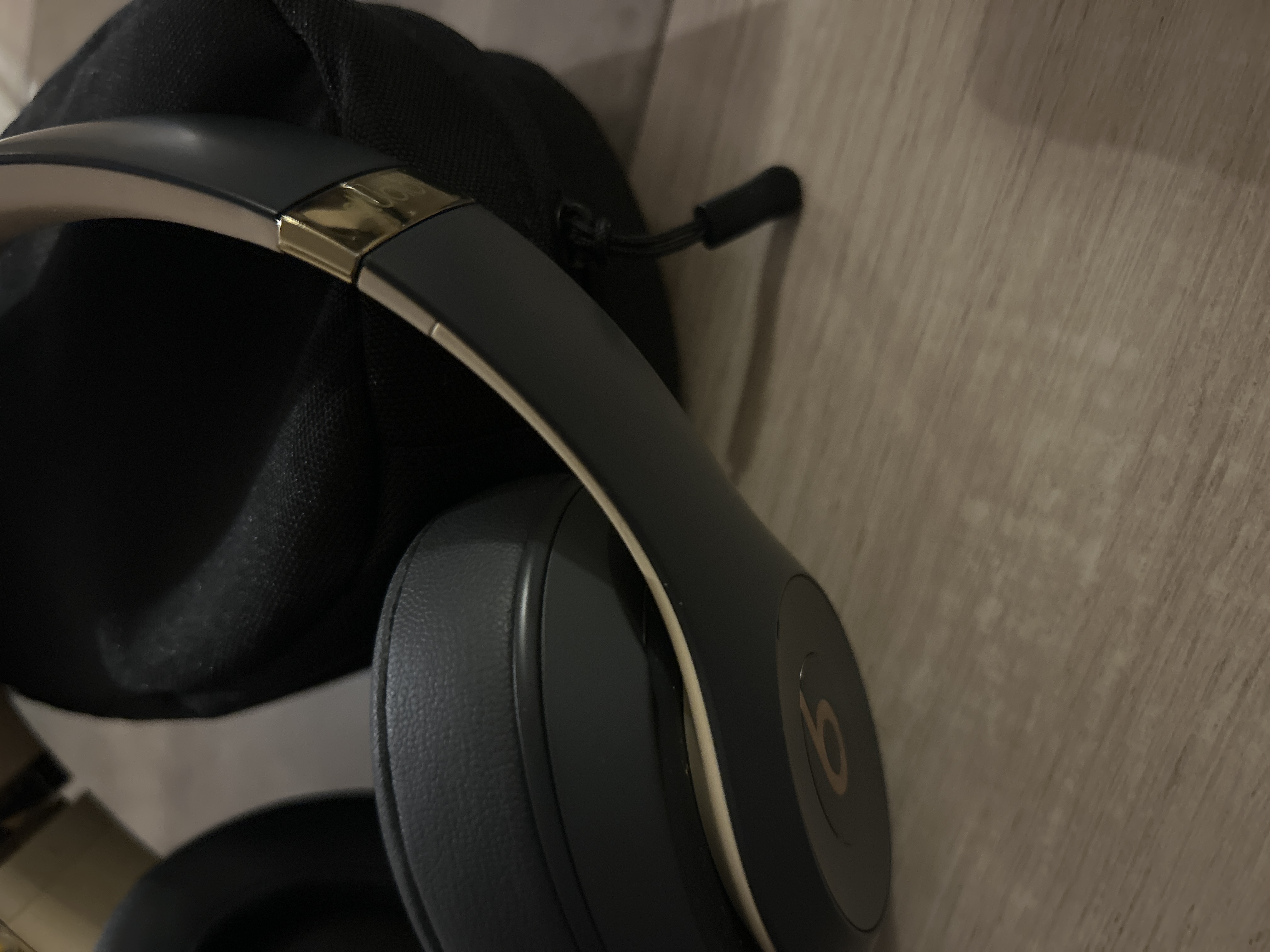 Beats By Dr. Dre Beats Studio3 noise-Cancelling wireless