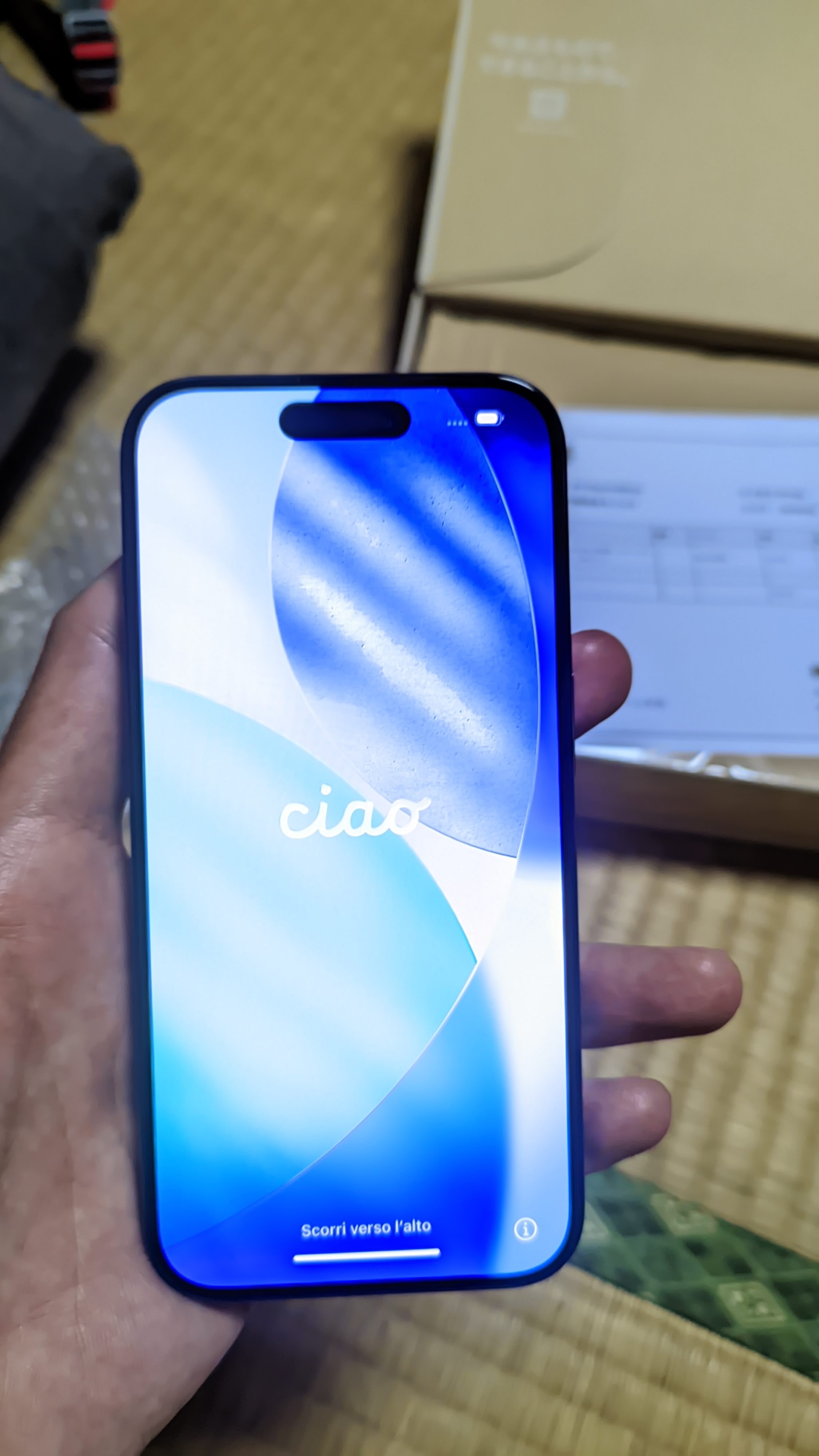 iPhone 15 Pro 128GB - ナチュラルチタニウム - Simフリー 【整備済み