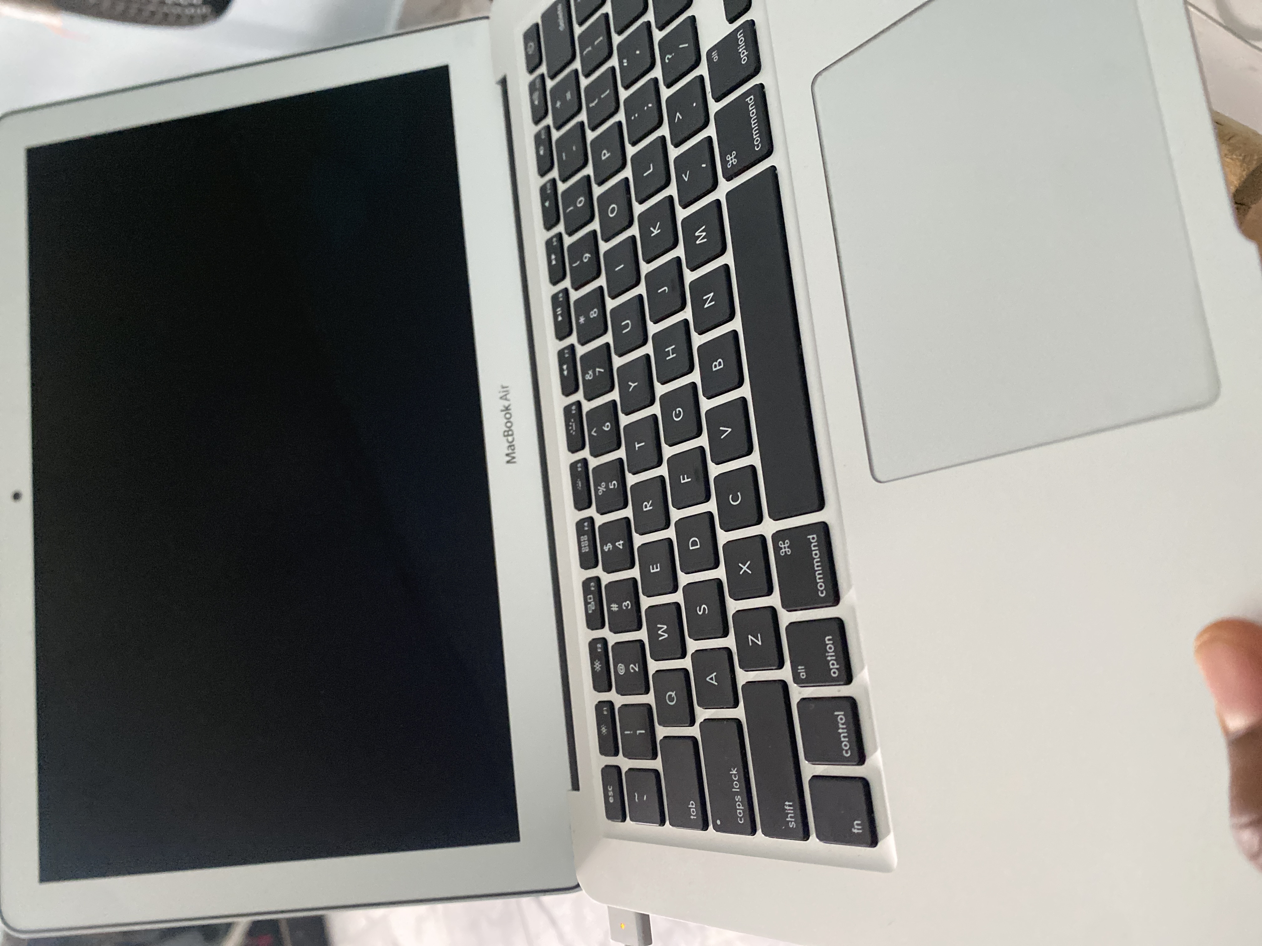 MacBook Air 13-inch (2015) - Core i5 - 8GB - SSD 256GB | Back Market