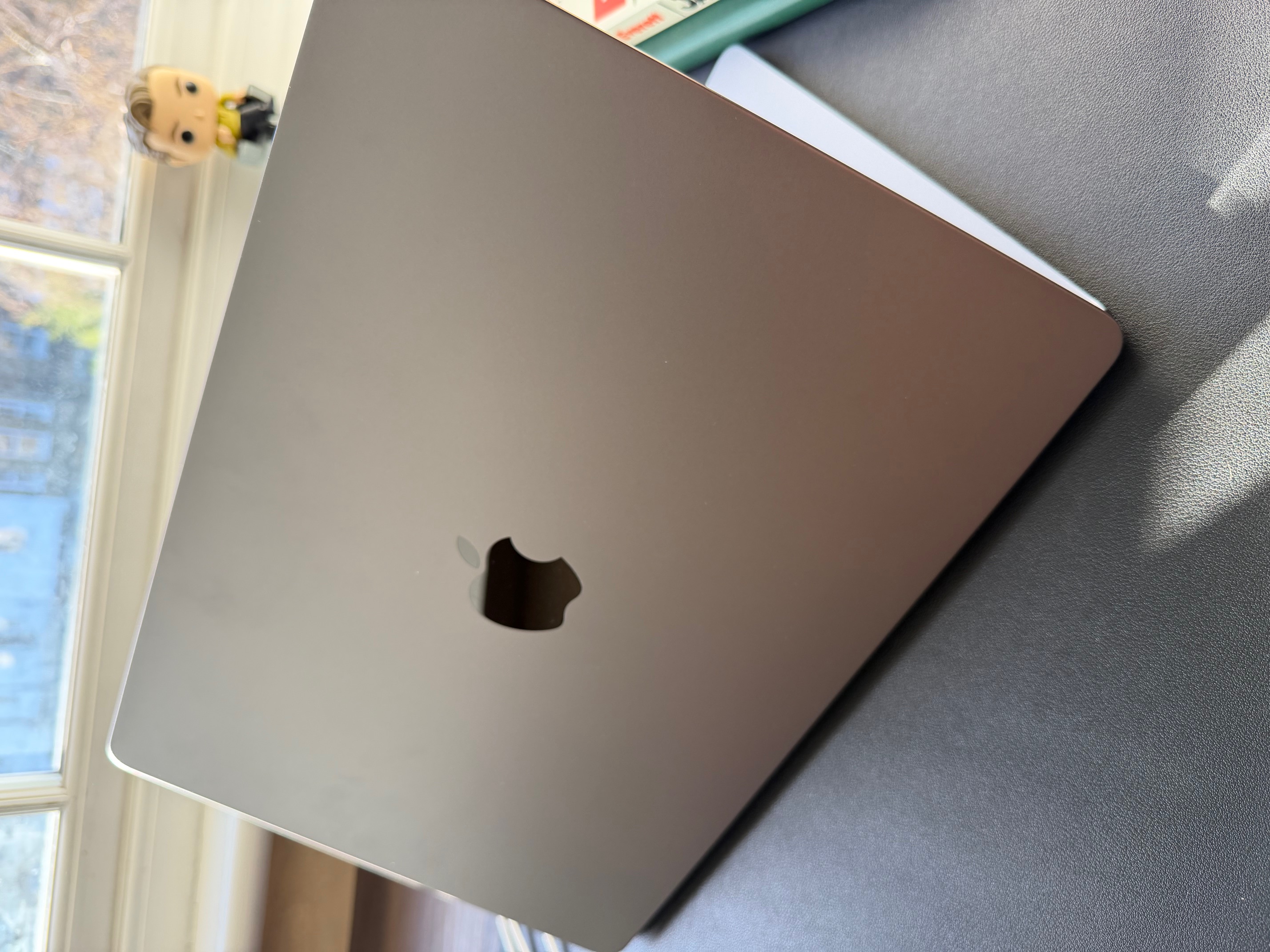 MacBook Air 13-inch (2024) - Apple M3 8-core and 10-core GPU
