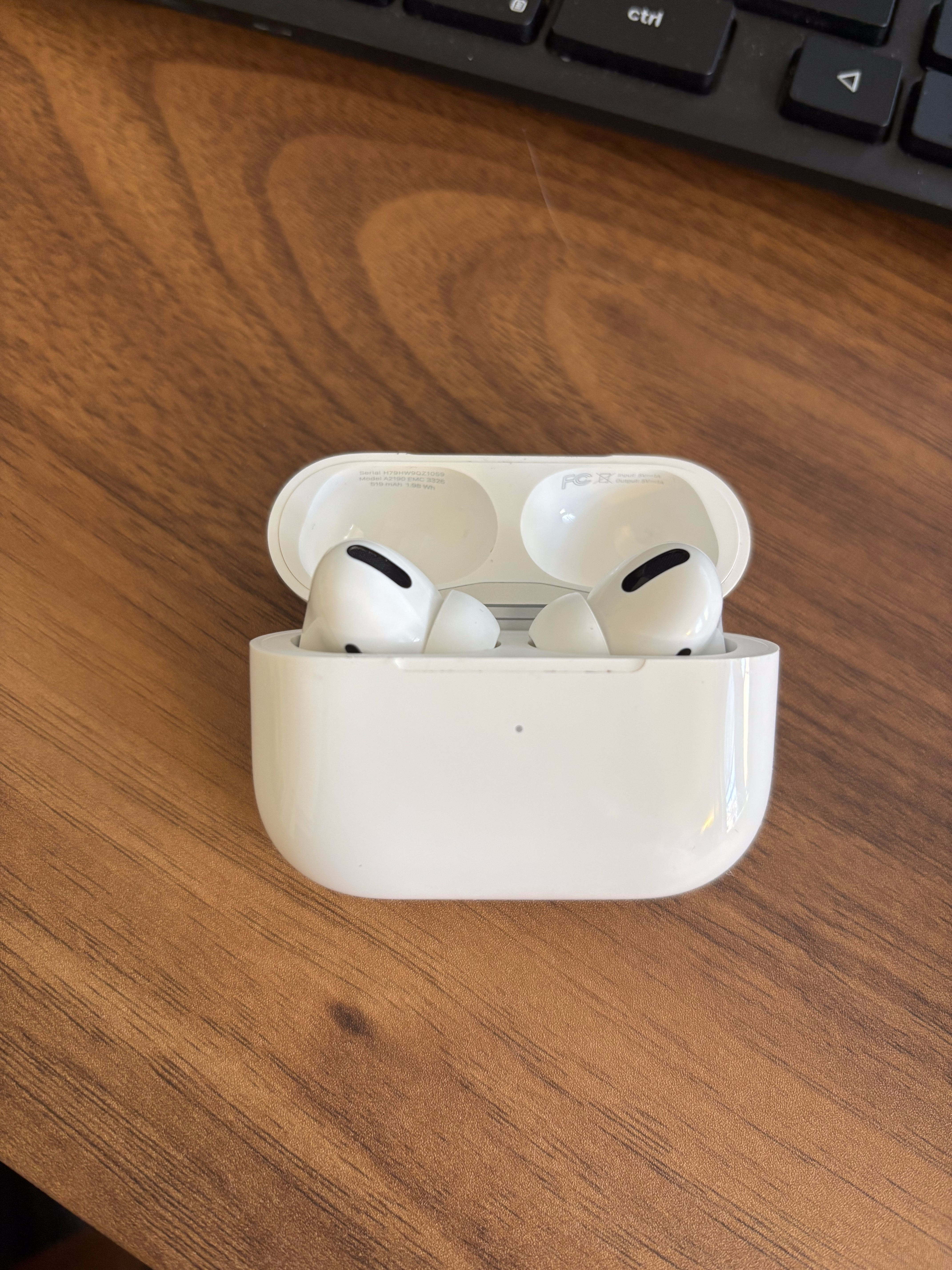 Apple AirPods Pro 1st gen (2021) - MagSafe Charging case | Back Market