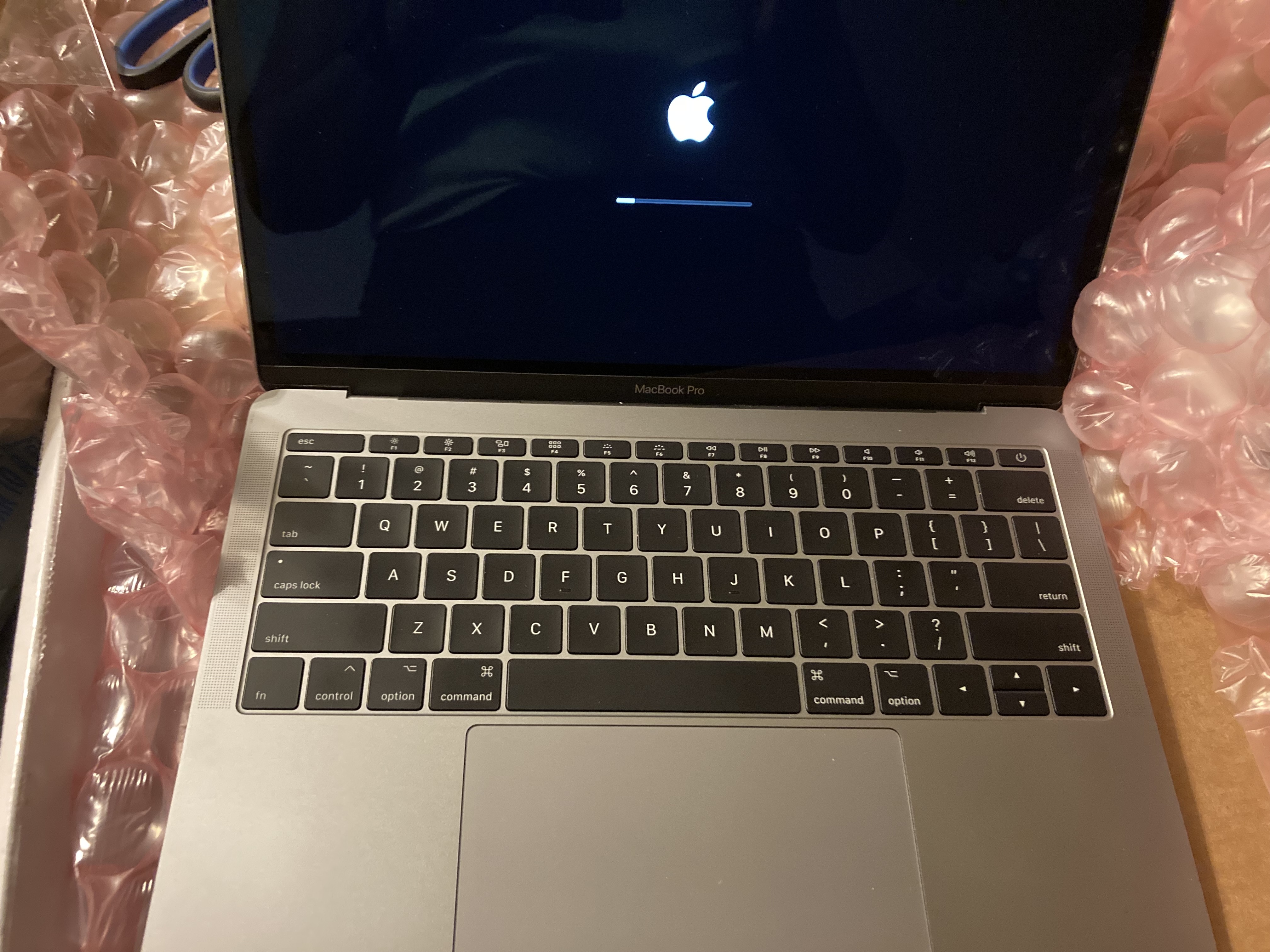 MacBook Pro Retina 13-inch (2017) - Core i5 - 8GB - SSD 256GB