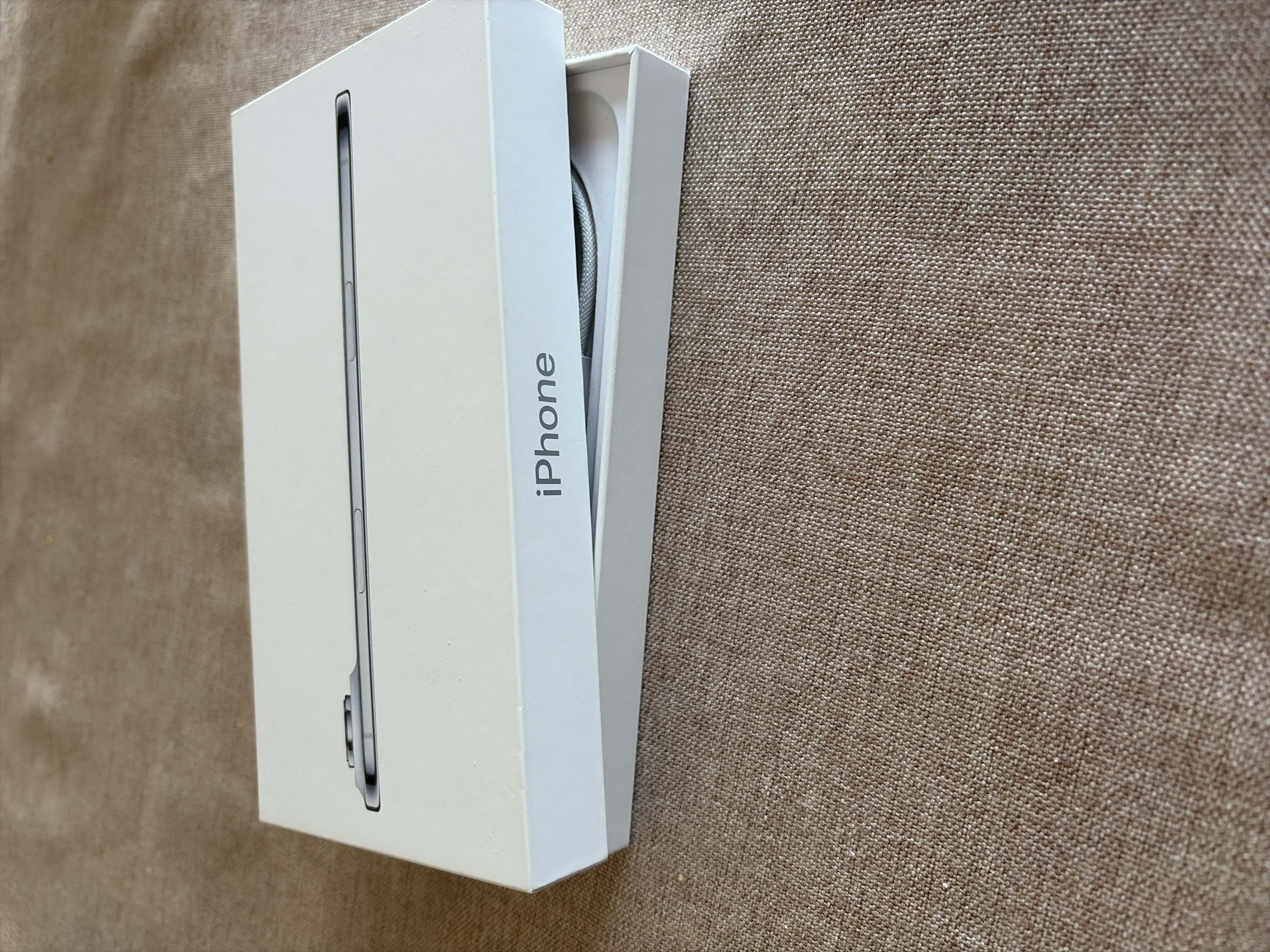 iPhone Air リファービッシュ品 | Back Market