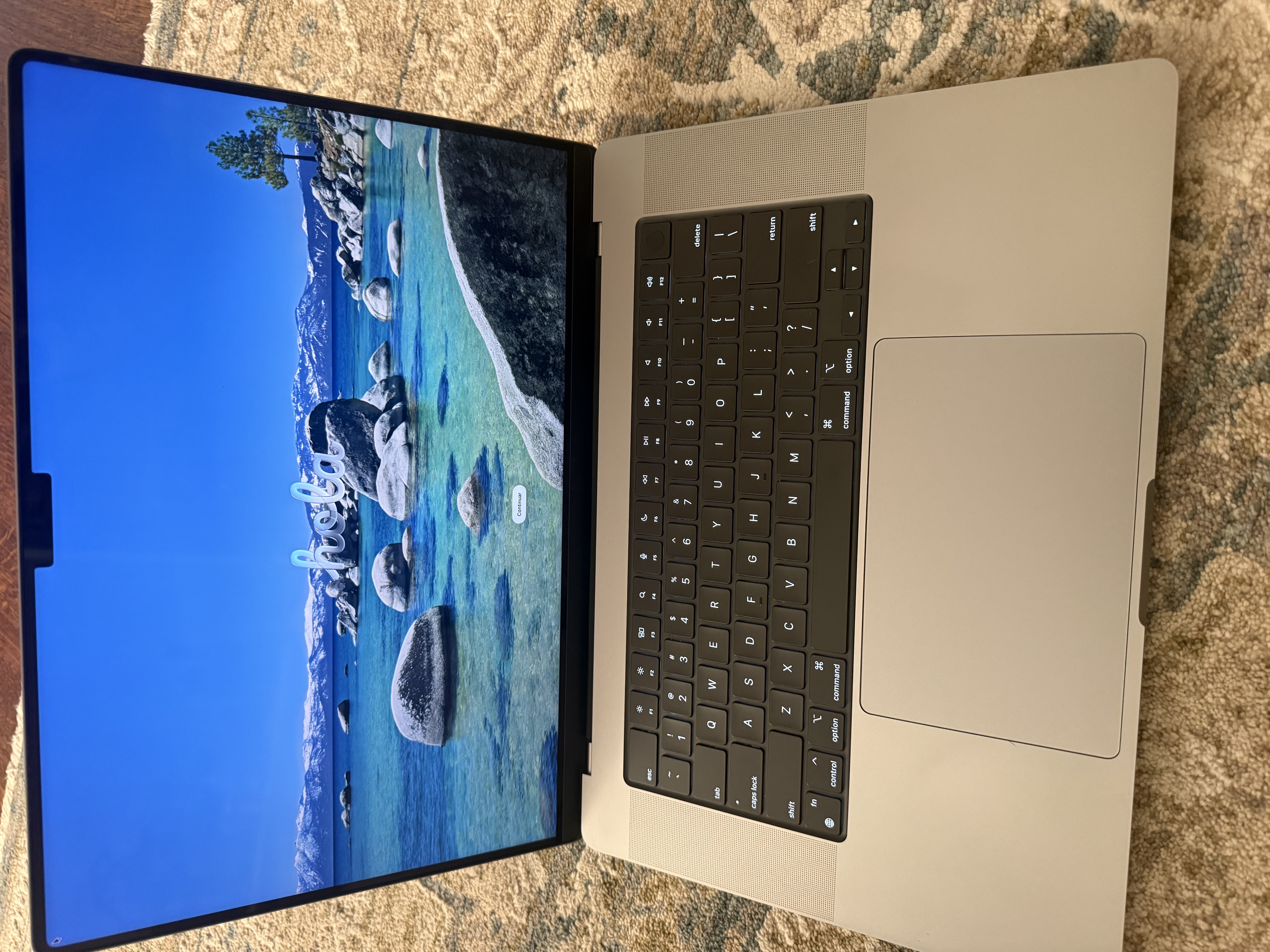 MacBook Pro (2020) 13-inch - Apple M1 8-core and 8-core GPU - 8GB