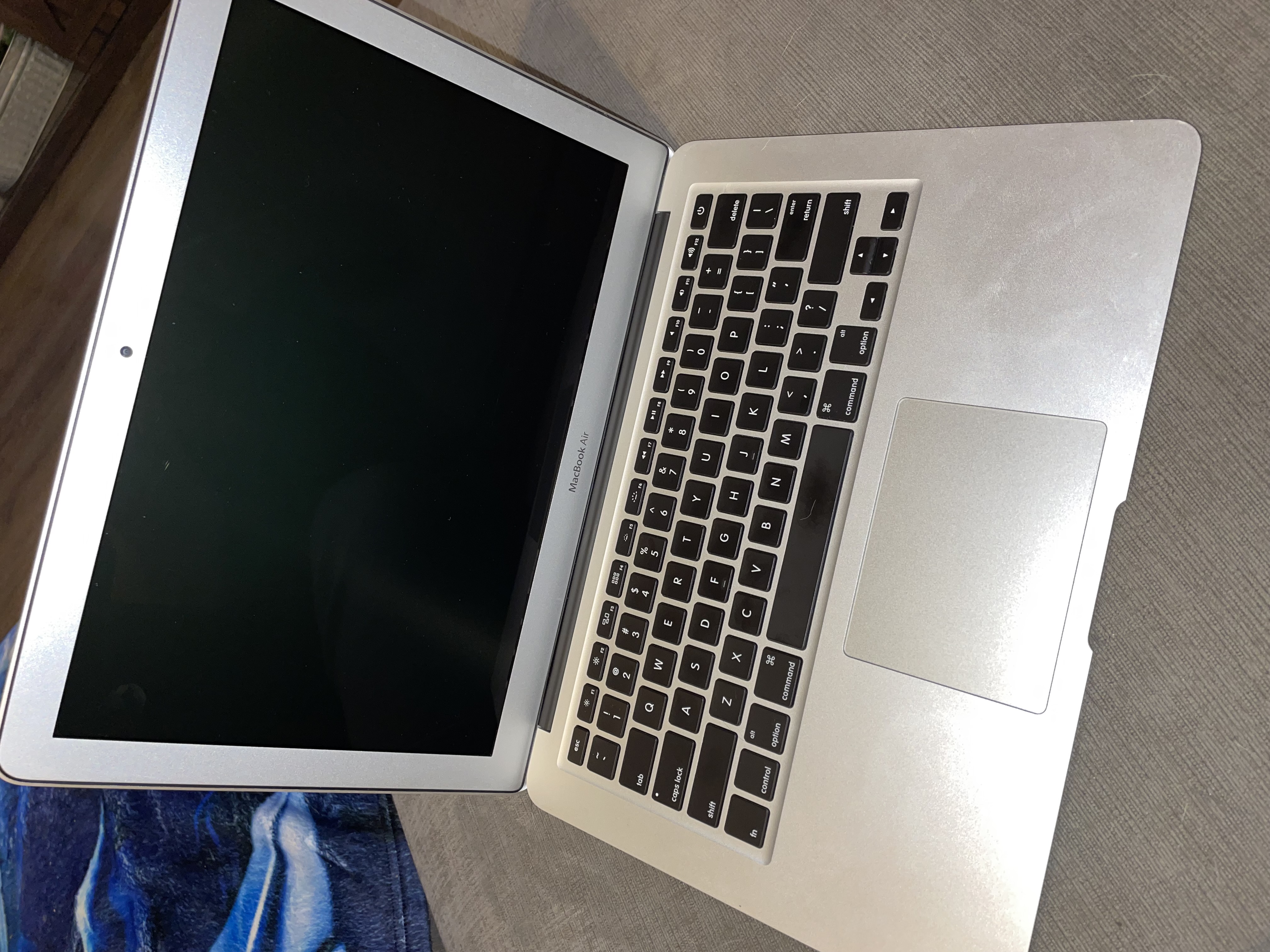 MacBook Air 13-inch (2015) - Core i7 - 8GB - SSD 512GB | Back Market