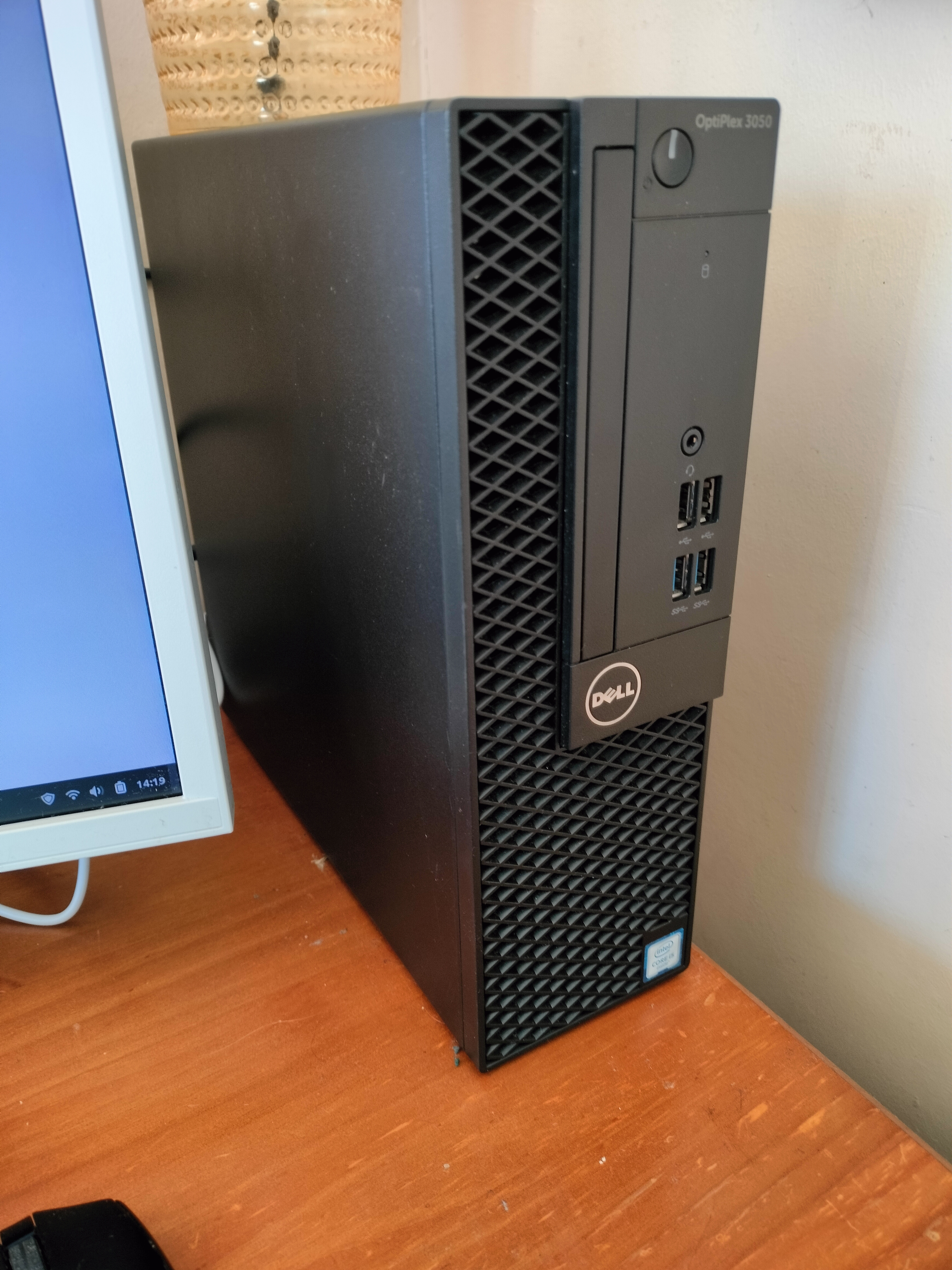 Dell OptiPlex 3050 SFF Core i5-6500 3.2Ghz - SSD 256 GB - 8GB 