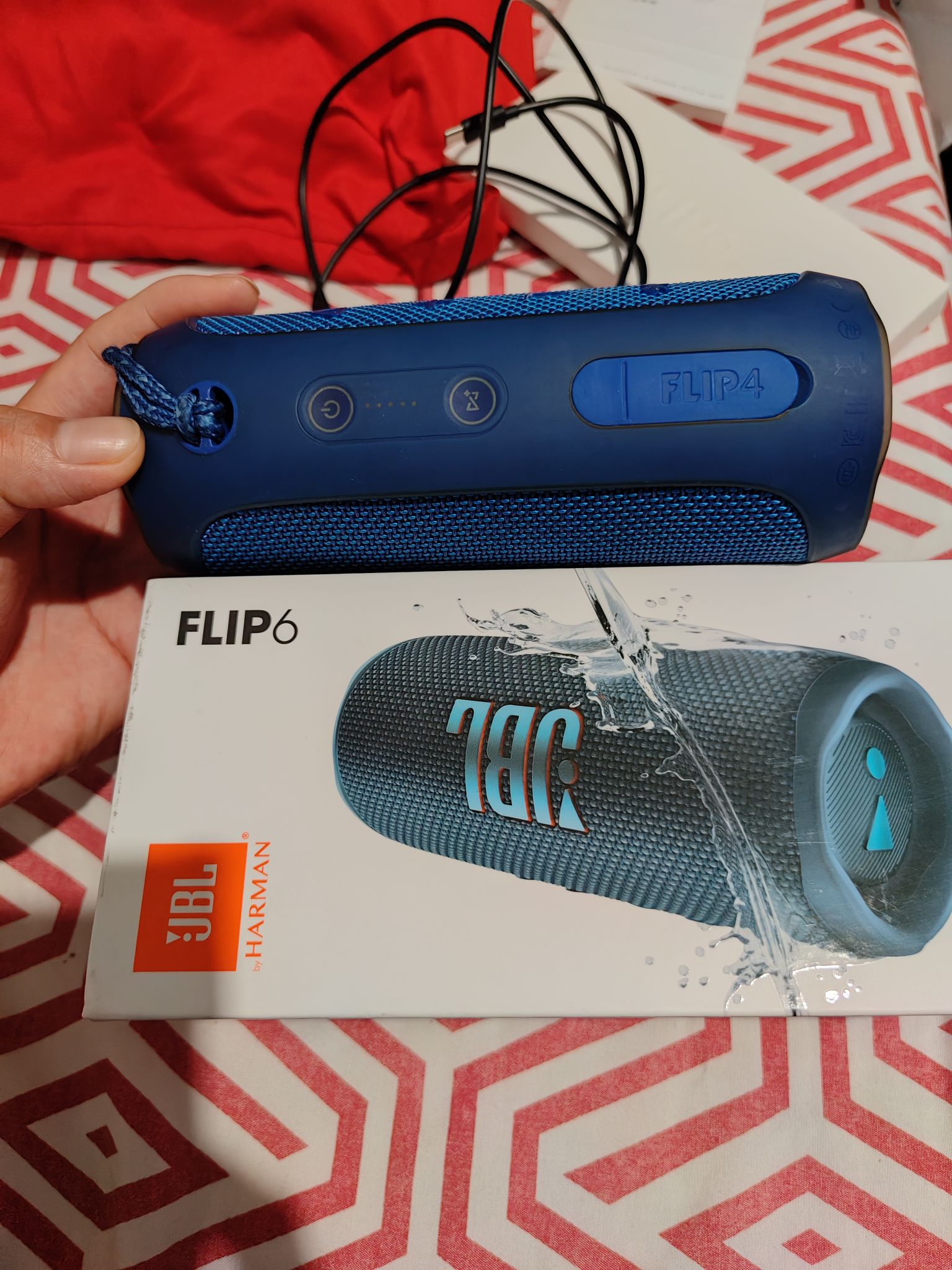 JBL Flip 6 Bluetooth speakers - Blue | Back Market
