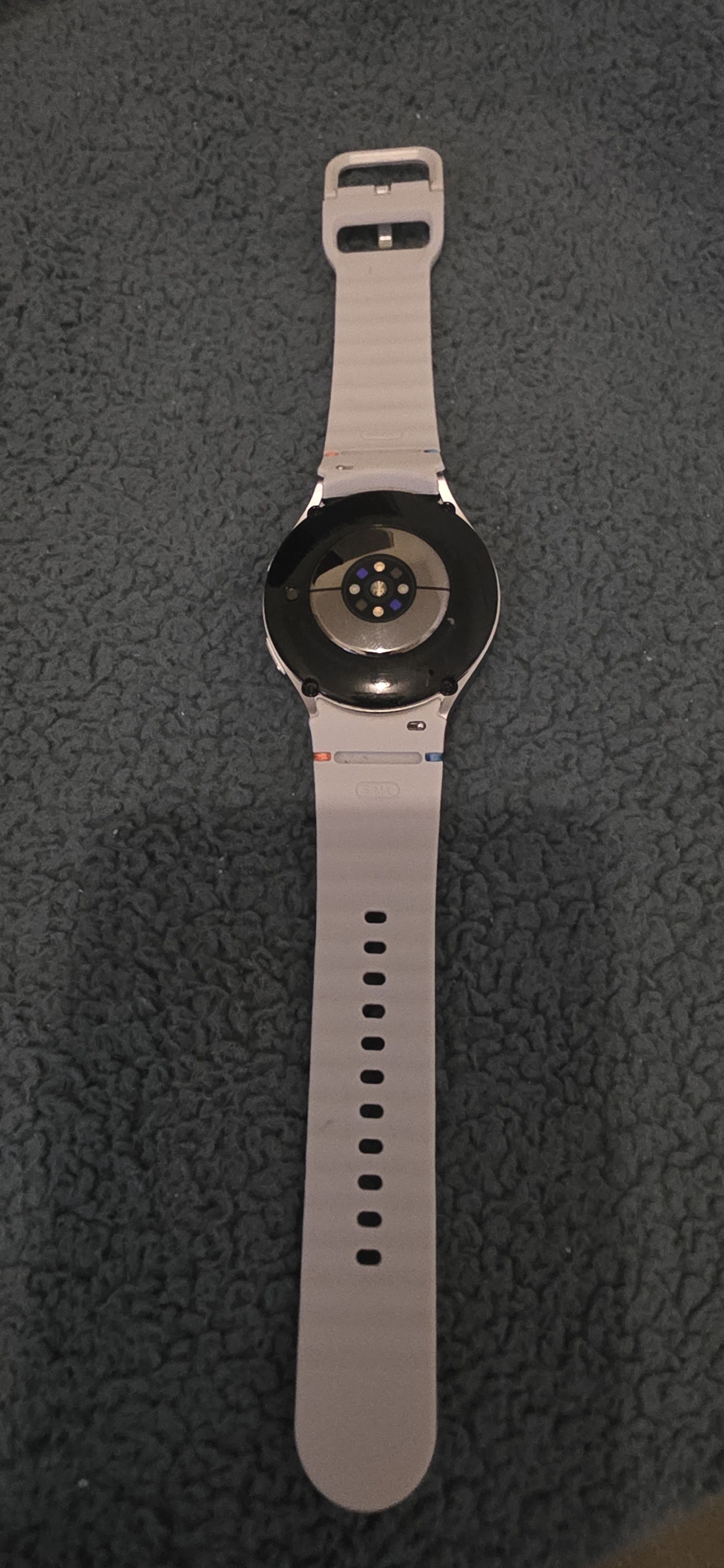 Samsung Galaxy Watch7 Bluetooth + Cellular 44 mm - Silver | Back 