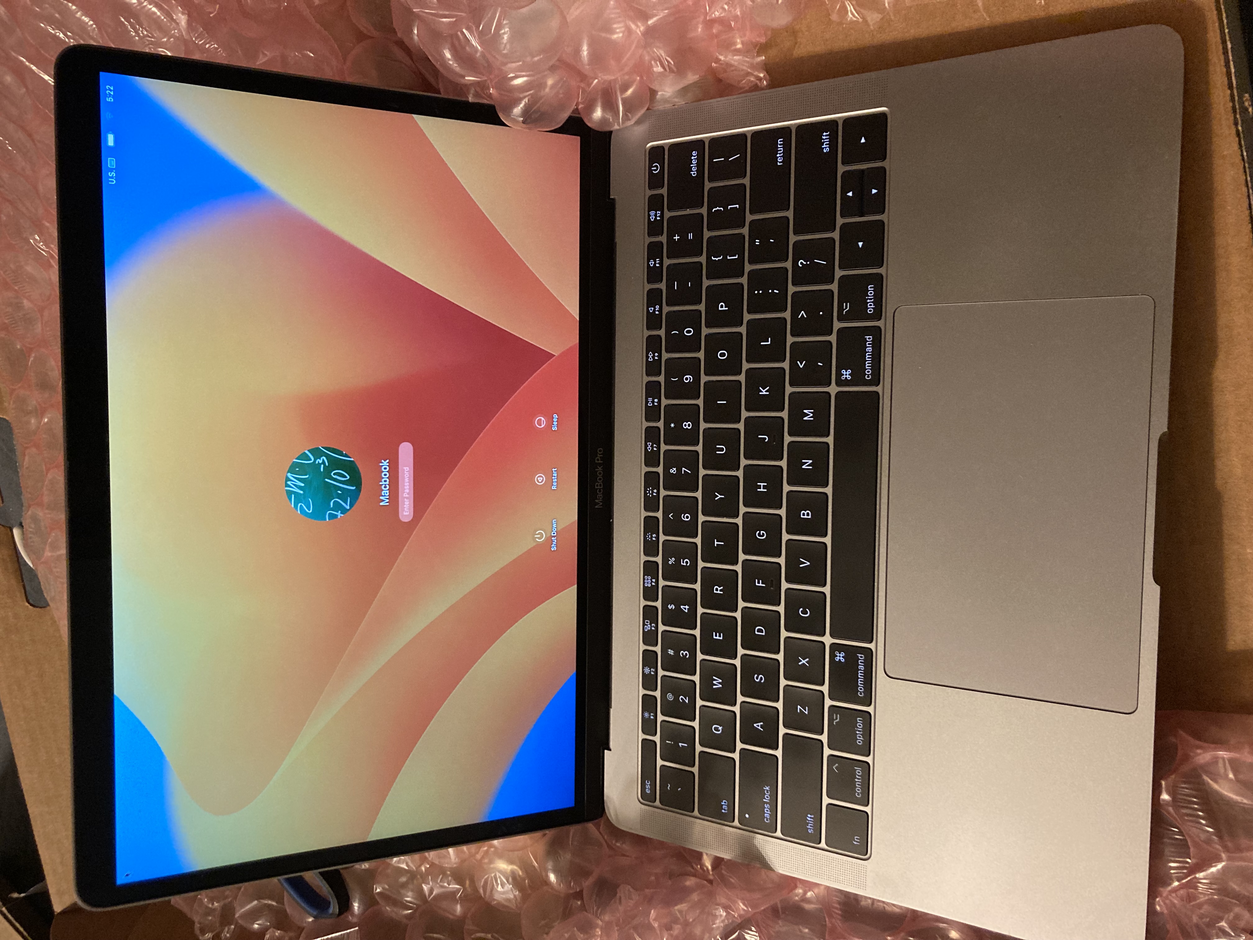 MacBook Pro Retina 13-inch (2017) - Core i7 - 16GB - SSD 512GB