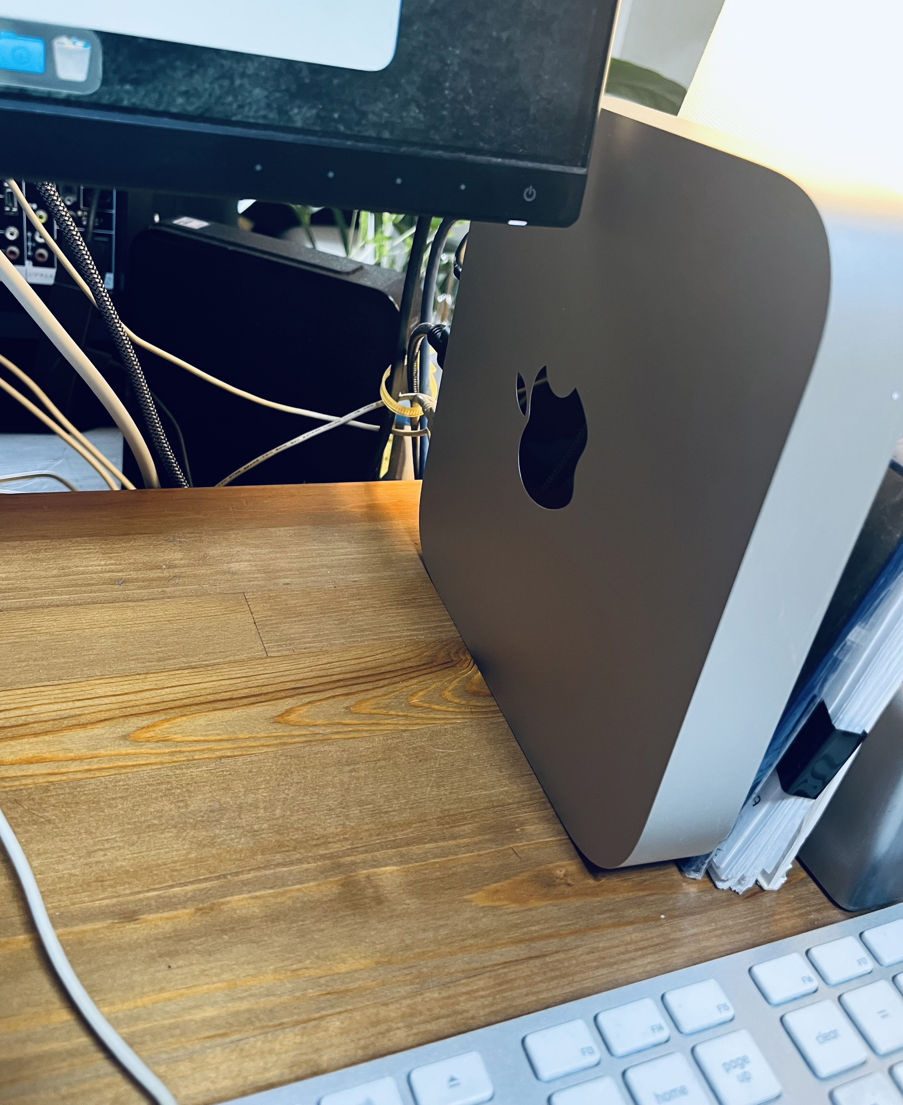 Mac mini M1 16GB 1TB　おまけ付き Mac mini [整備済製品] 8コアCPUと8コアGPUを搭載したApple M1チップ