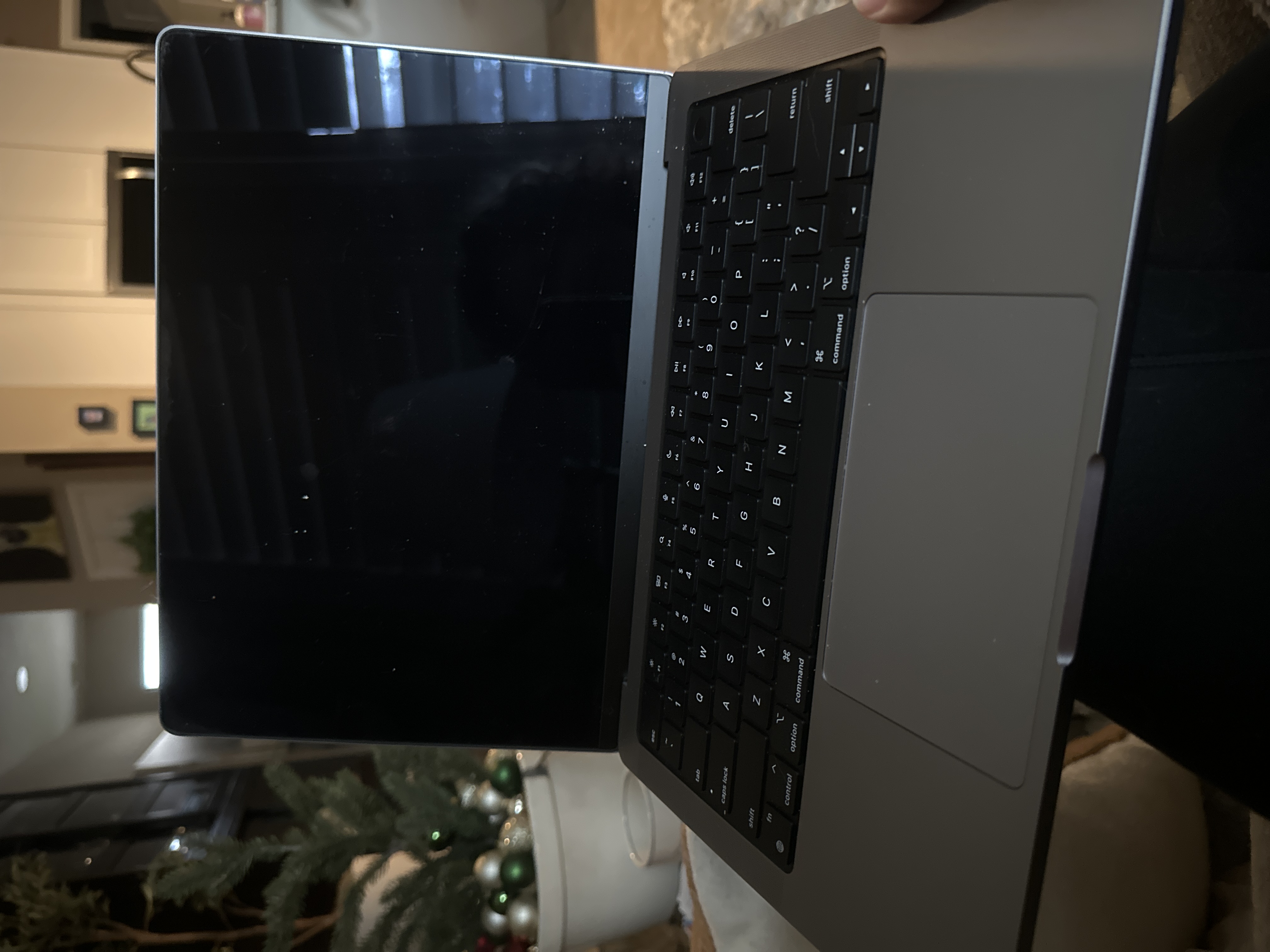 MacBook Pro (2023) 14-inch - Apple M2 Pro 10-core and 16-core GPU