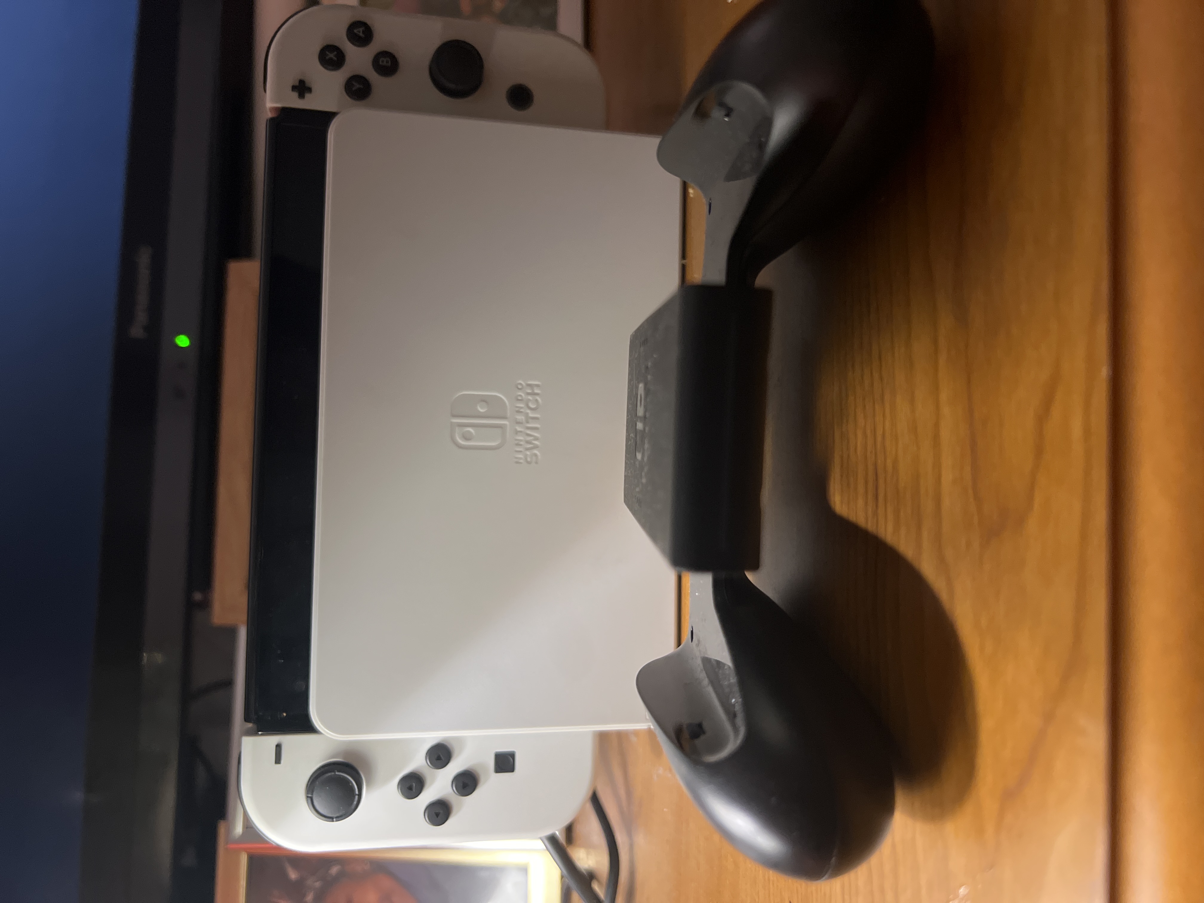 Switch OLED 64GB - Black | Back Market