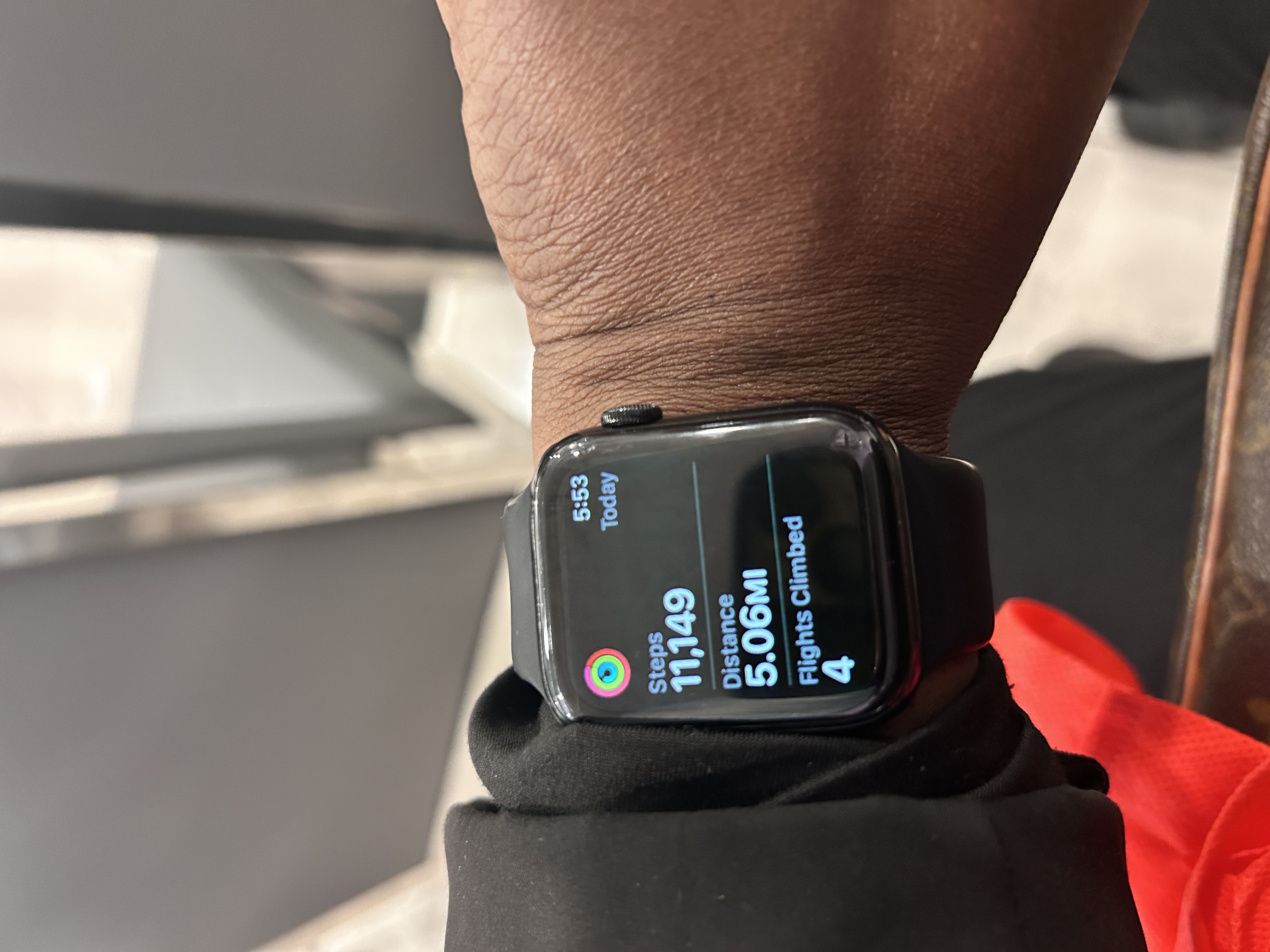 Apple Watch Series 5 (2019) GPS + Cellular 44 mm - Stainless steel