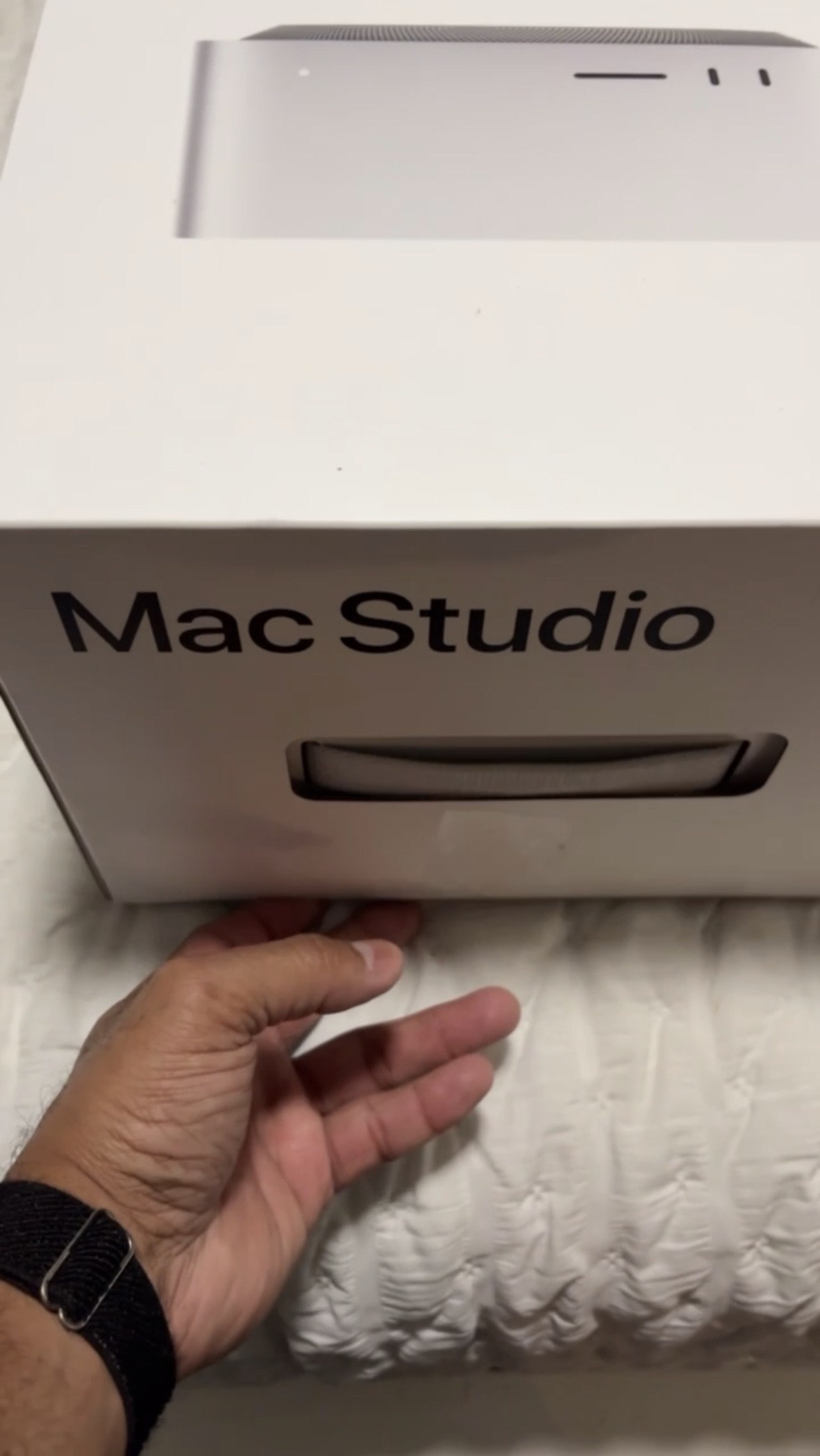 Mac Studio (Late 2022) M1 Max 3.2 GHz - SSD 512 GB - 32GB | Back