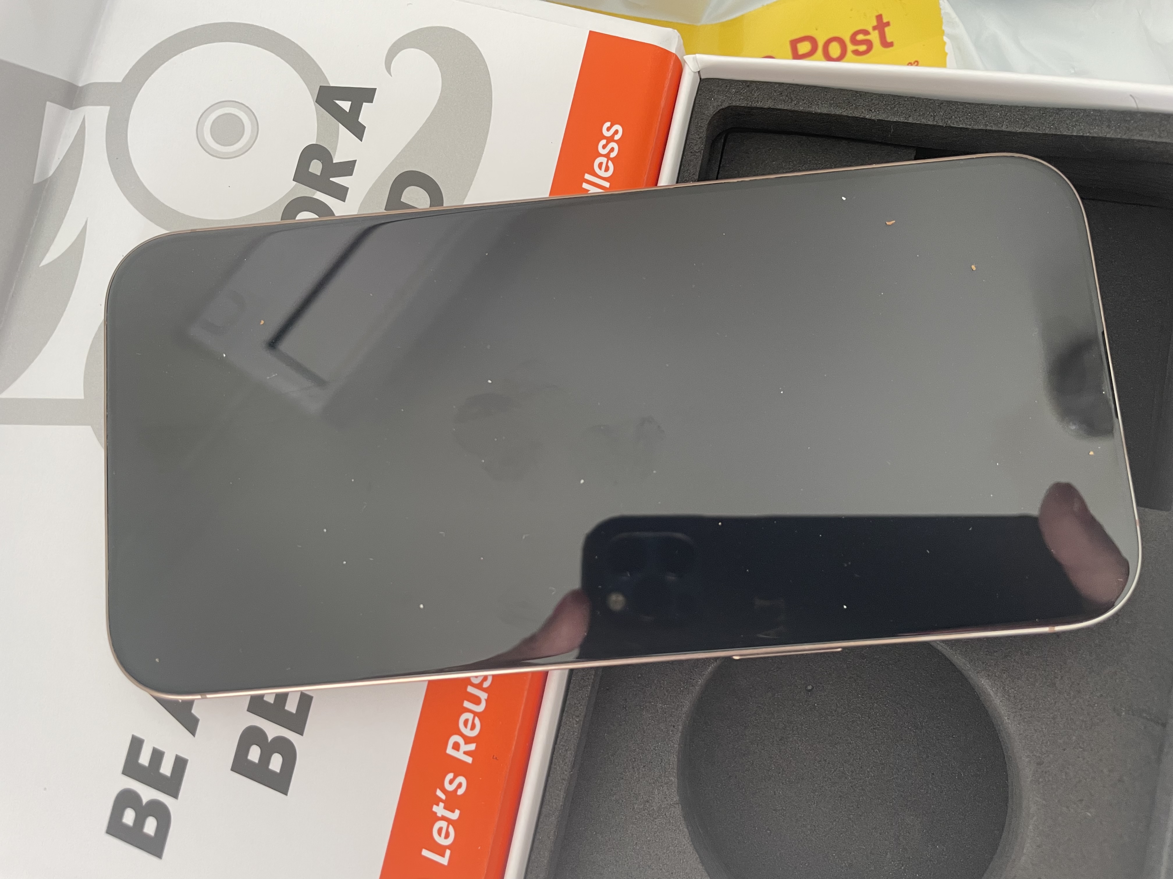 iPhone 16 Pro Max 512GB - ブラックチタニウム - Simフリー 【整備