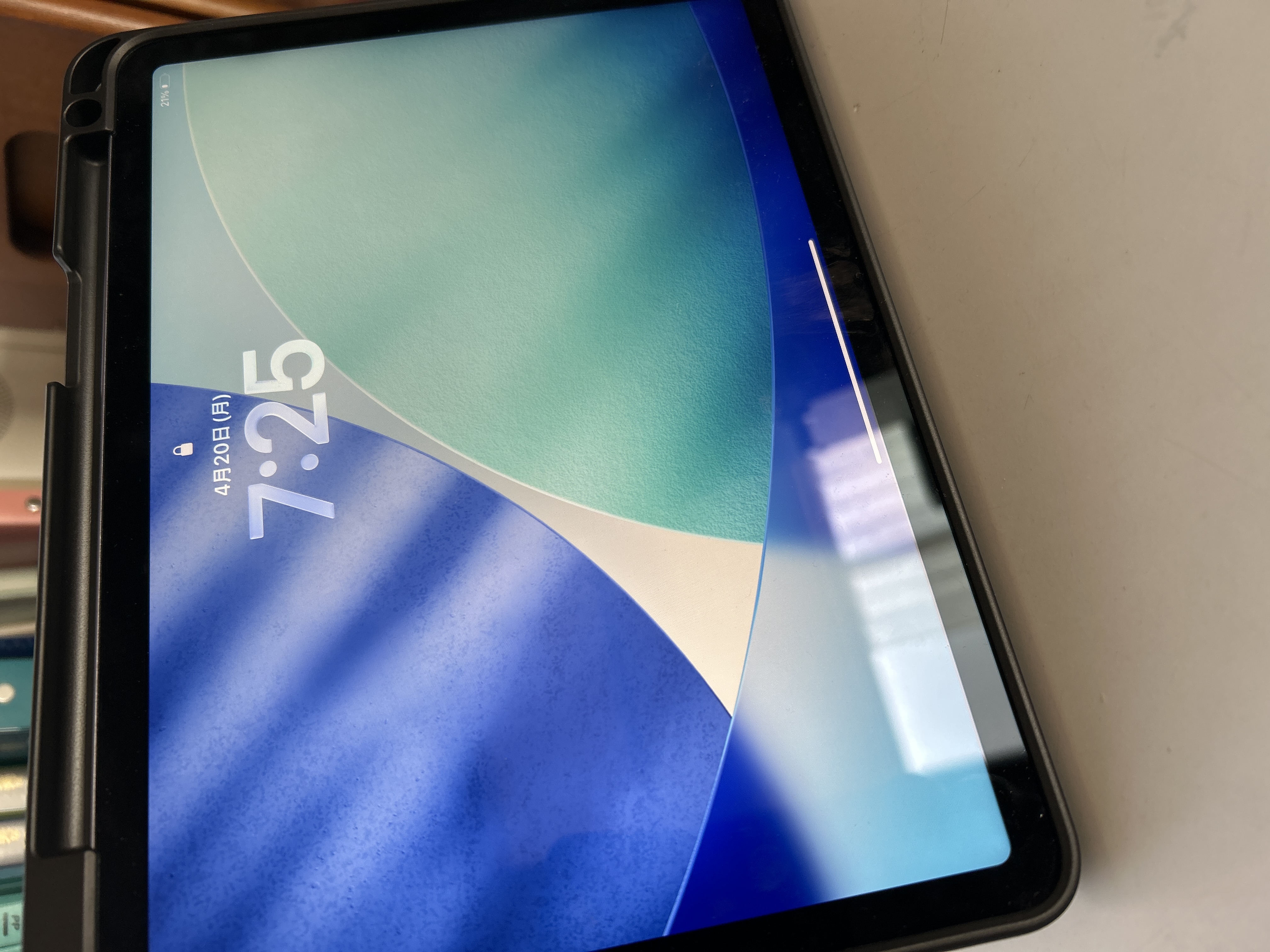 iPad Air 10.9 インチ (2022) 第5世代 64 GB - Wi-Fi + 5G - ブルー