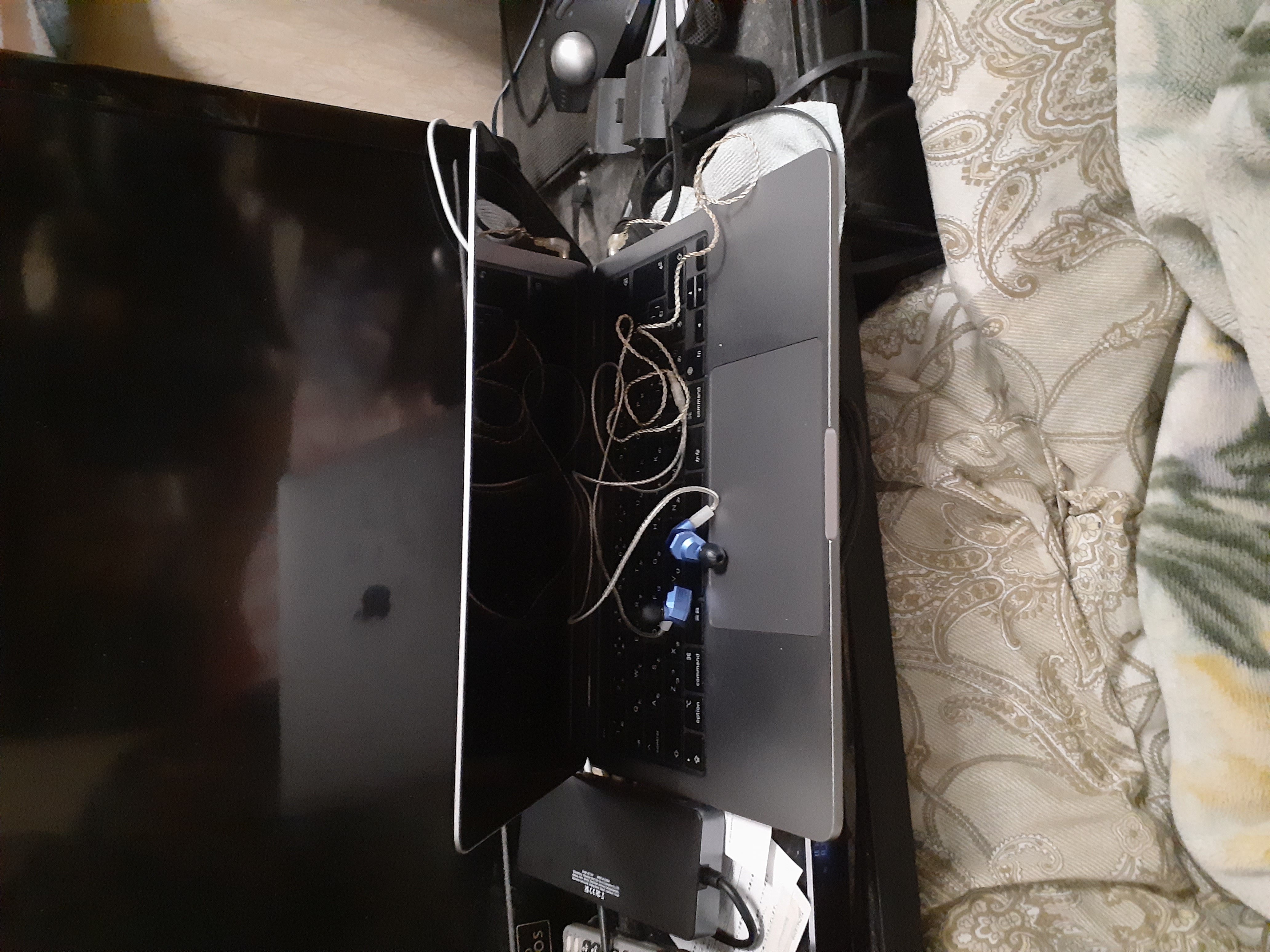 すべてのリファービッシュ（整備済製品）Macbook Pro M1 中古整備品を