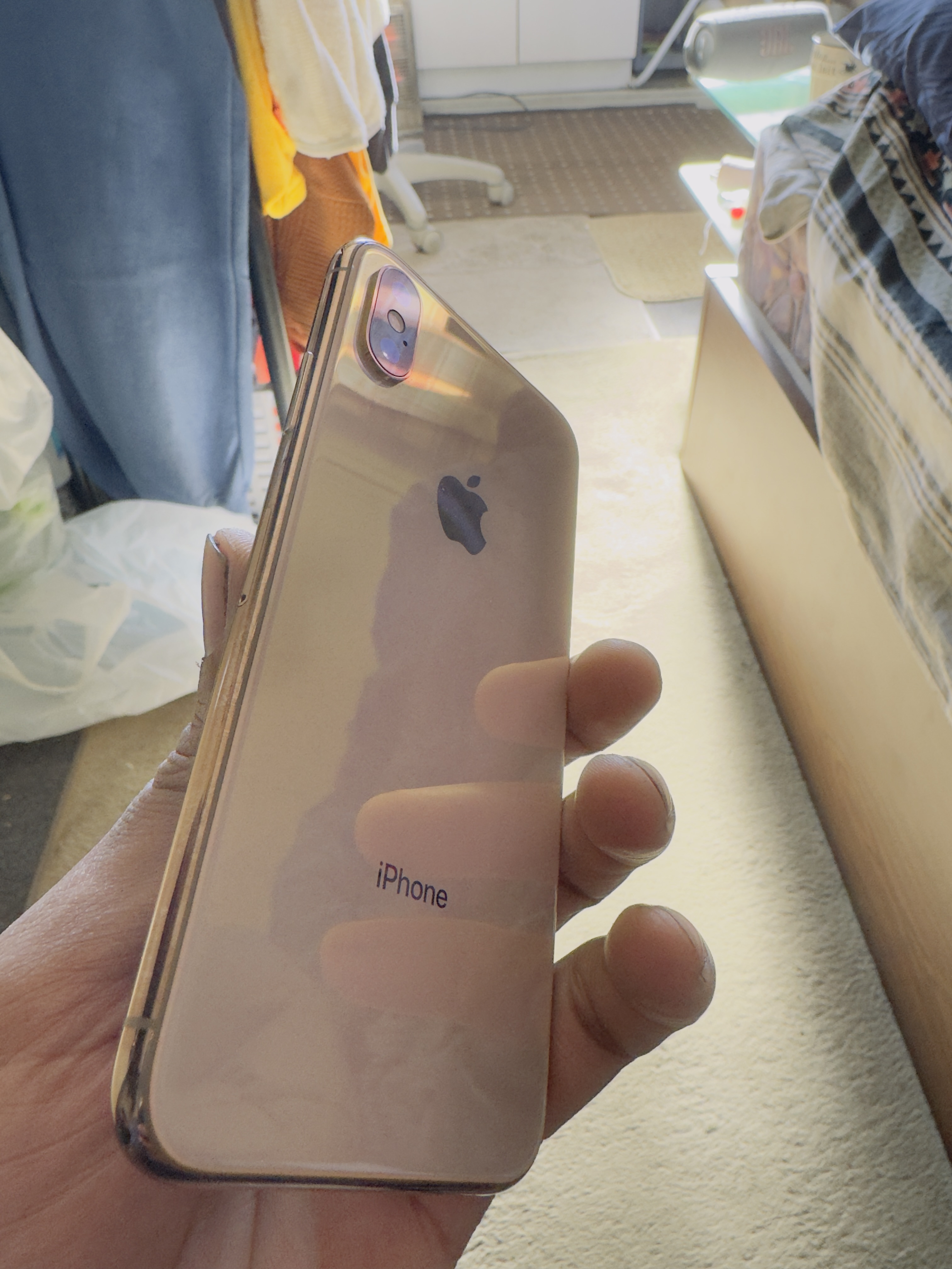 【画面若干焼け】 iPhone Xs 256GB 本体 【SIMフリー】 Amazon | 【整備済み品】 Apple iPhone XS 256GB ゴールド SIMフリー