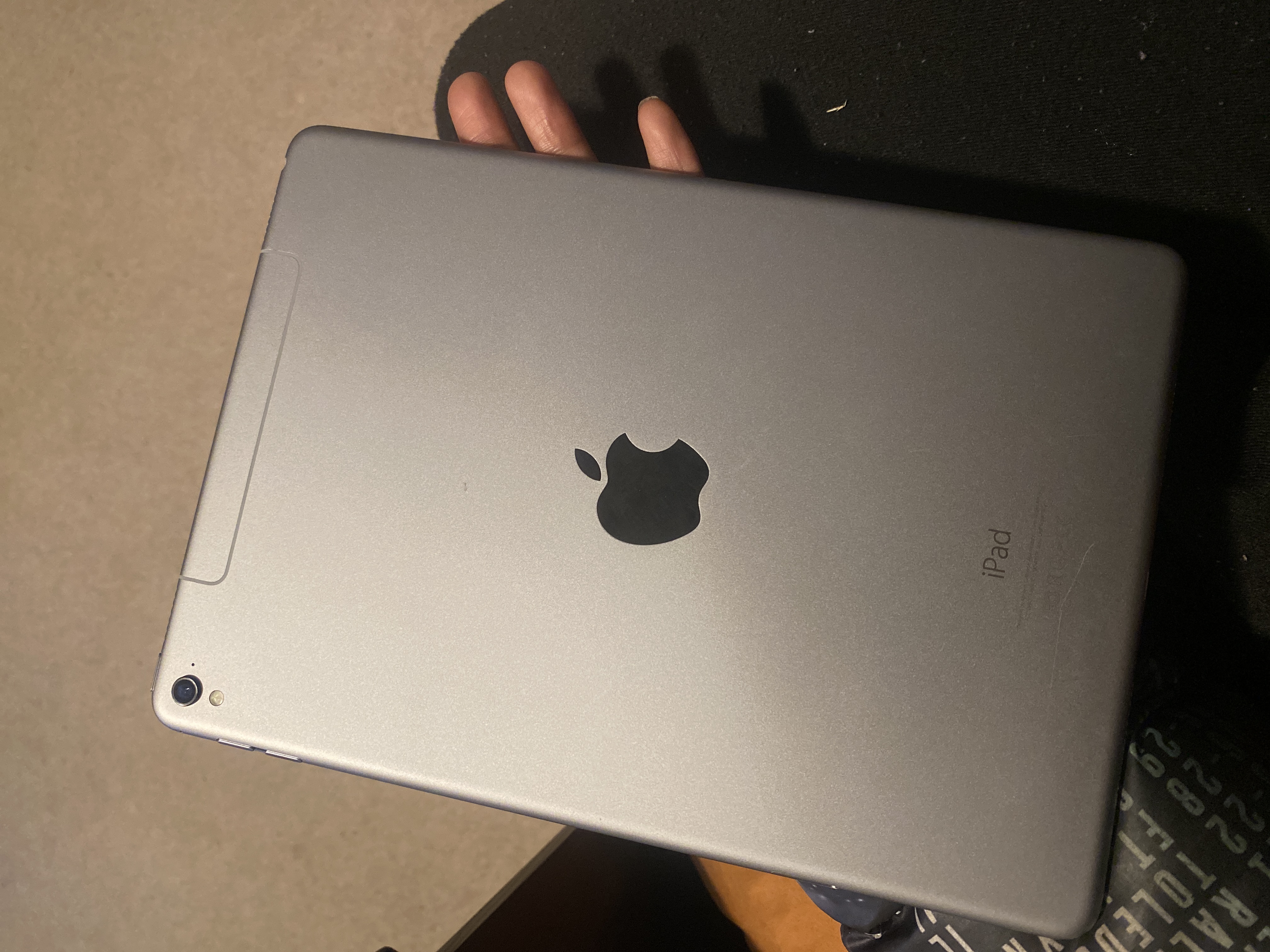iPad Pro 9.7-inches (2016) 1st gen 128 GB - Wi-Fi - Space Gray
